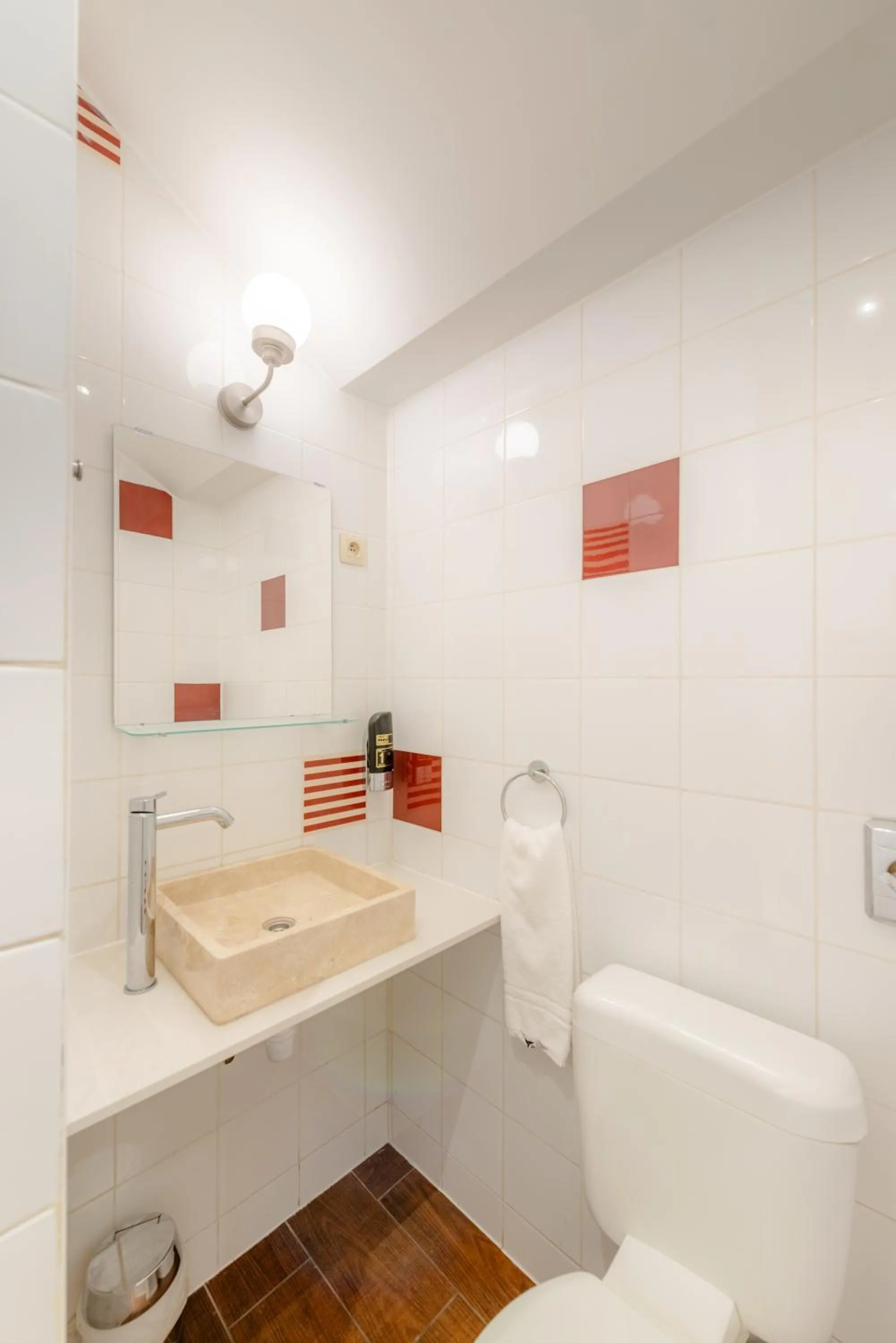 Bathroom in Hotel Barry