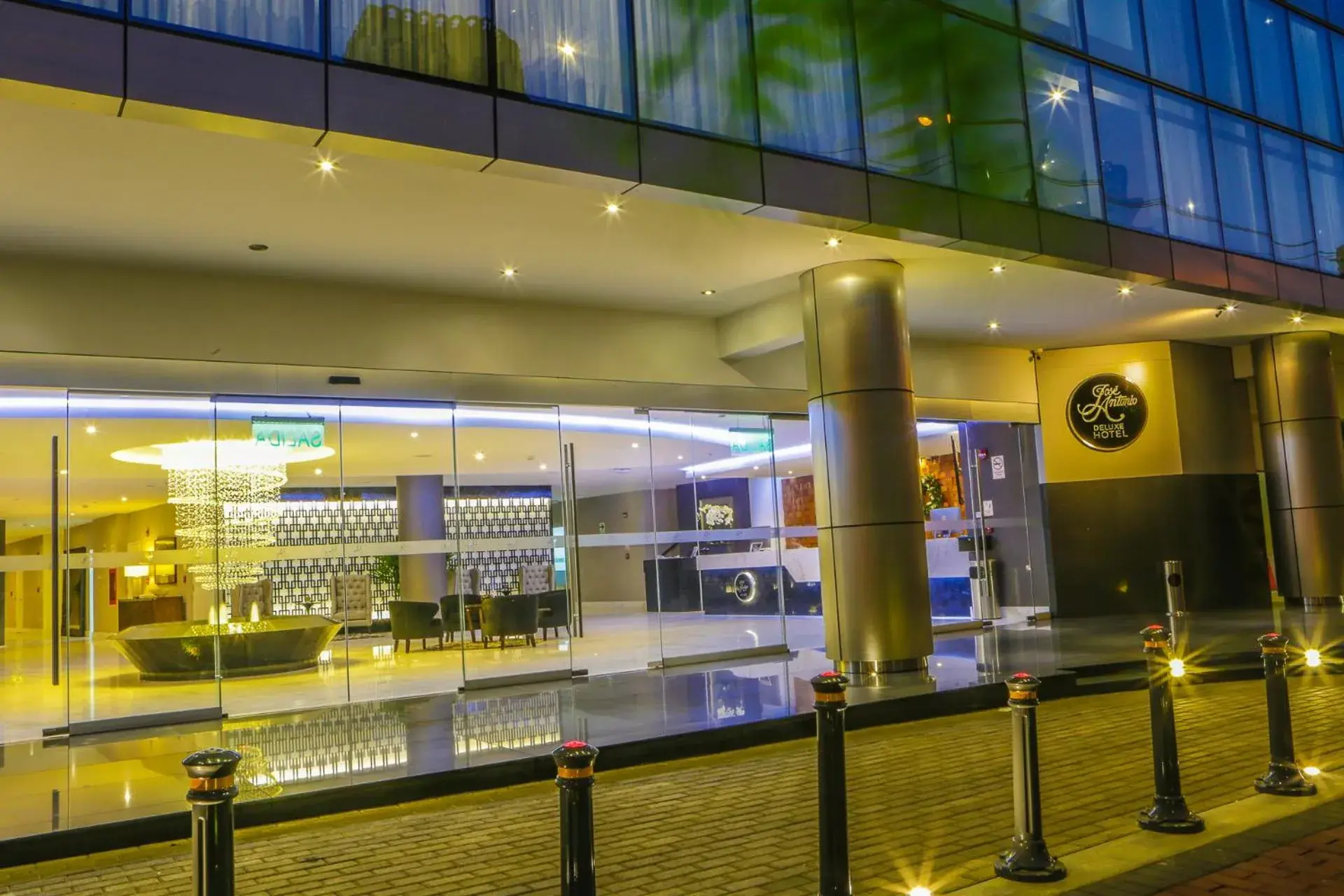 Property building in Jose Antonio Deluxe Property building in Jose Antonio Deluxe