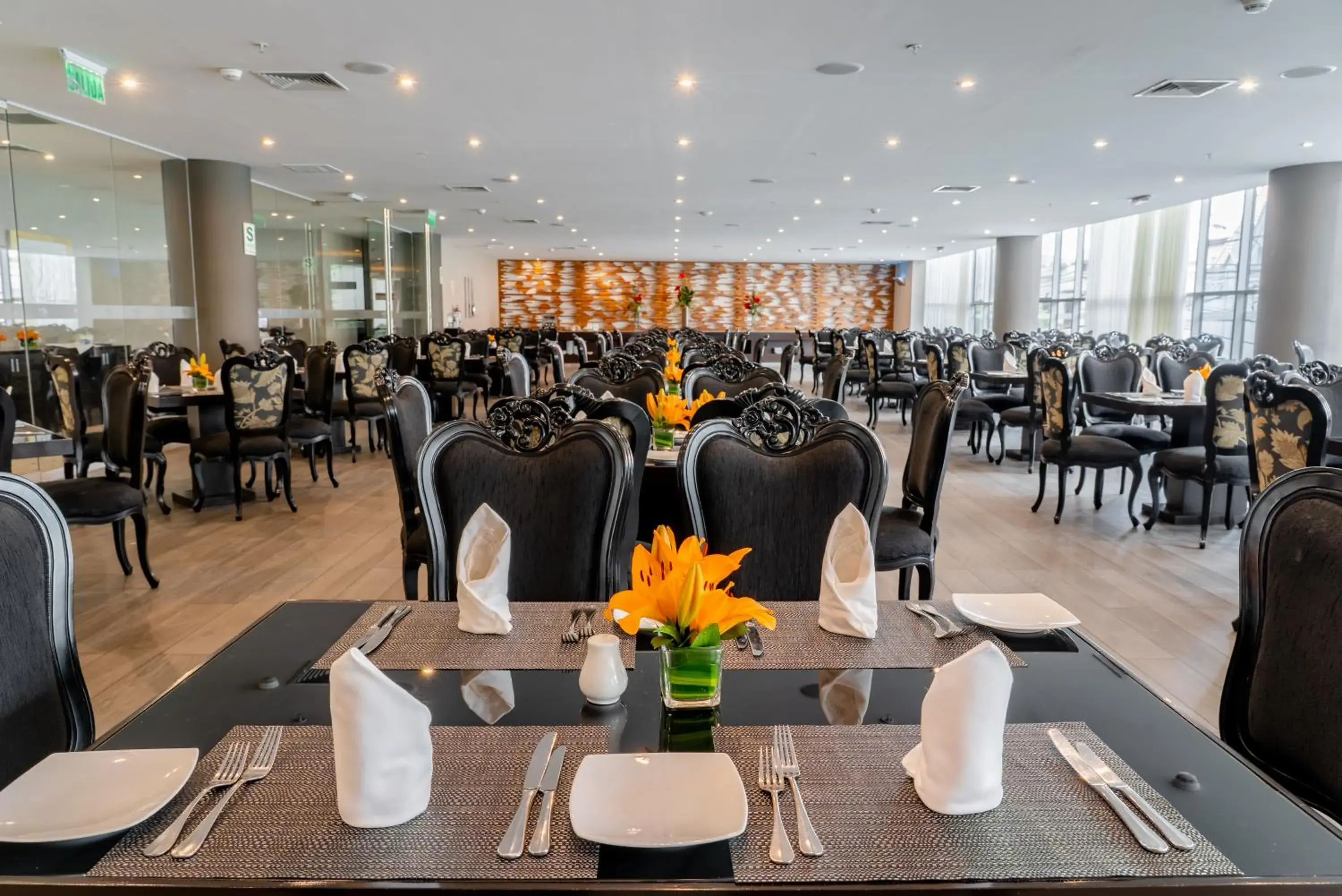 Restaurant/places to eat in Jose Antonio Deluxe Restaurant/places to eat in Jose Antonio Deluxe