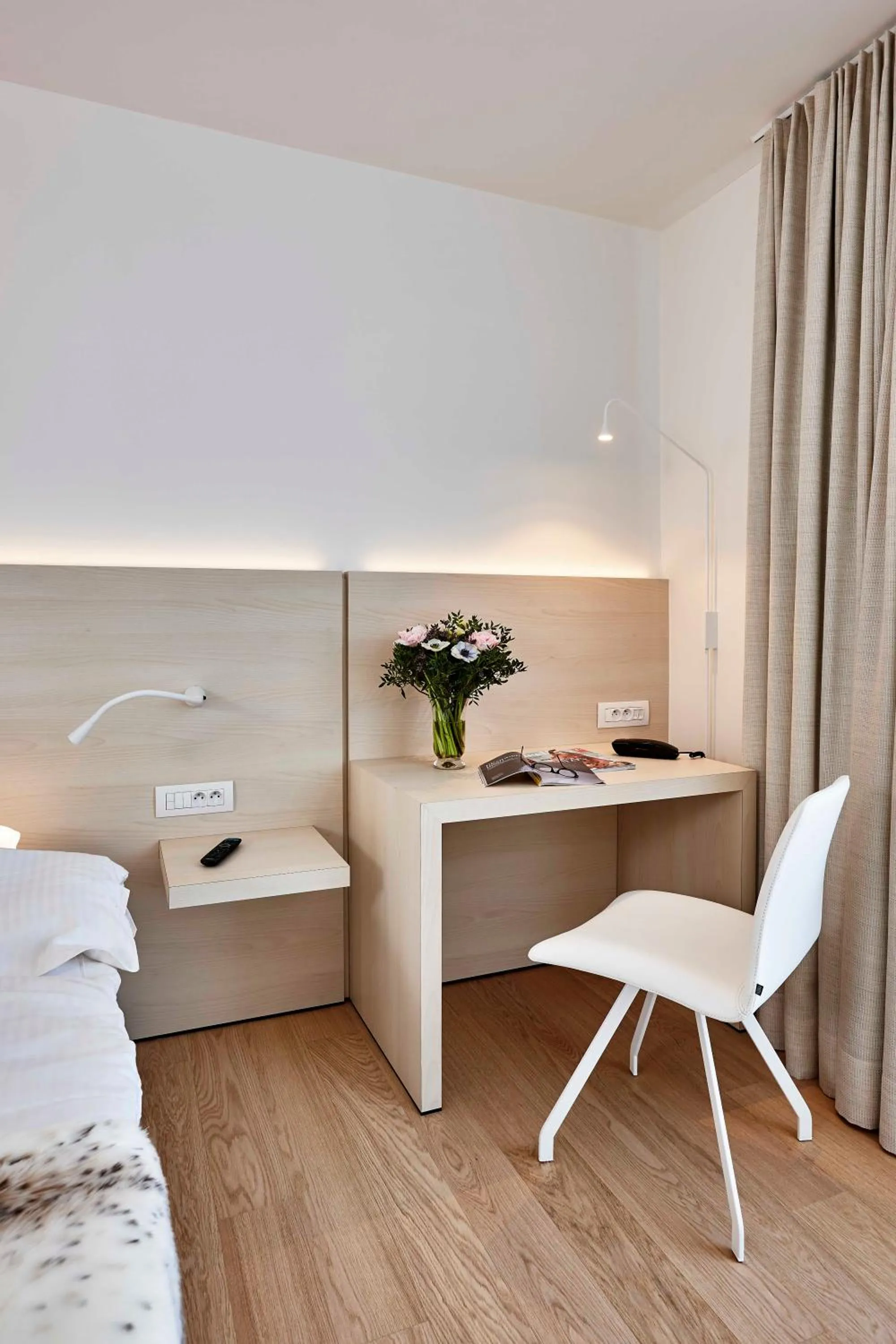 Seating area, Bed in Parkhotel Izegem