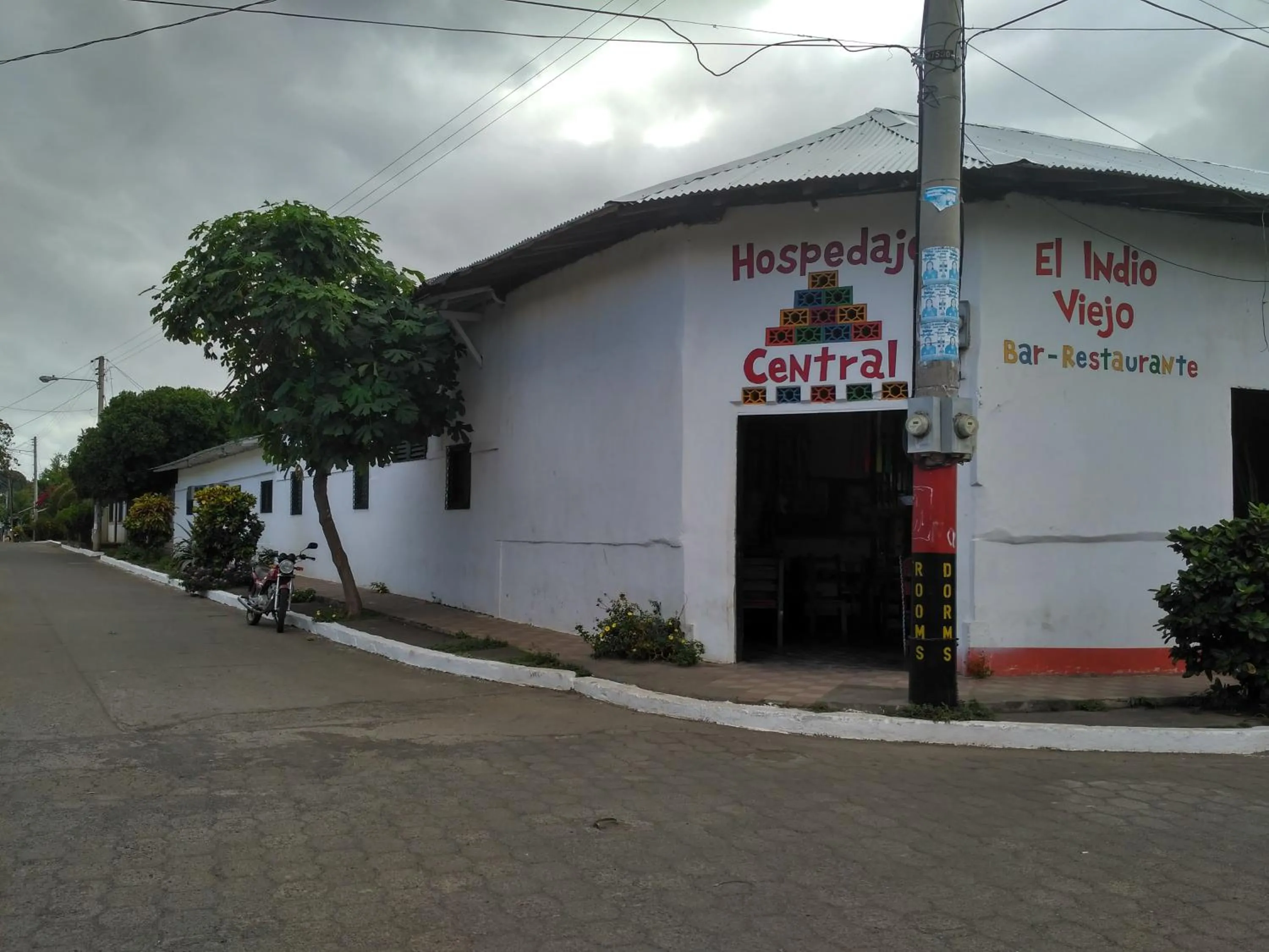 Property building in Hospedaje Central