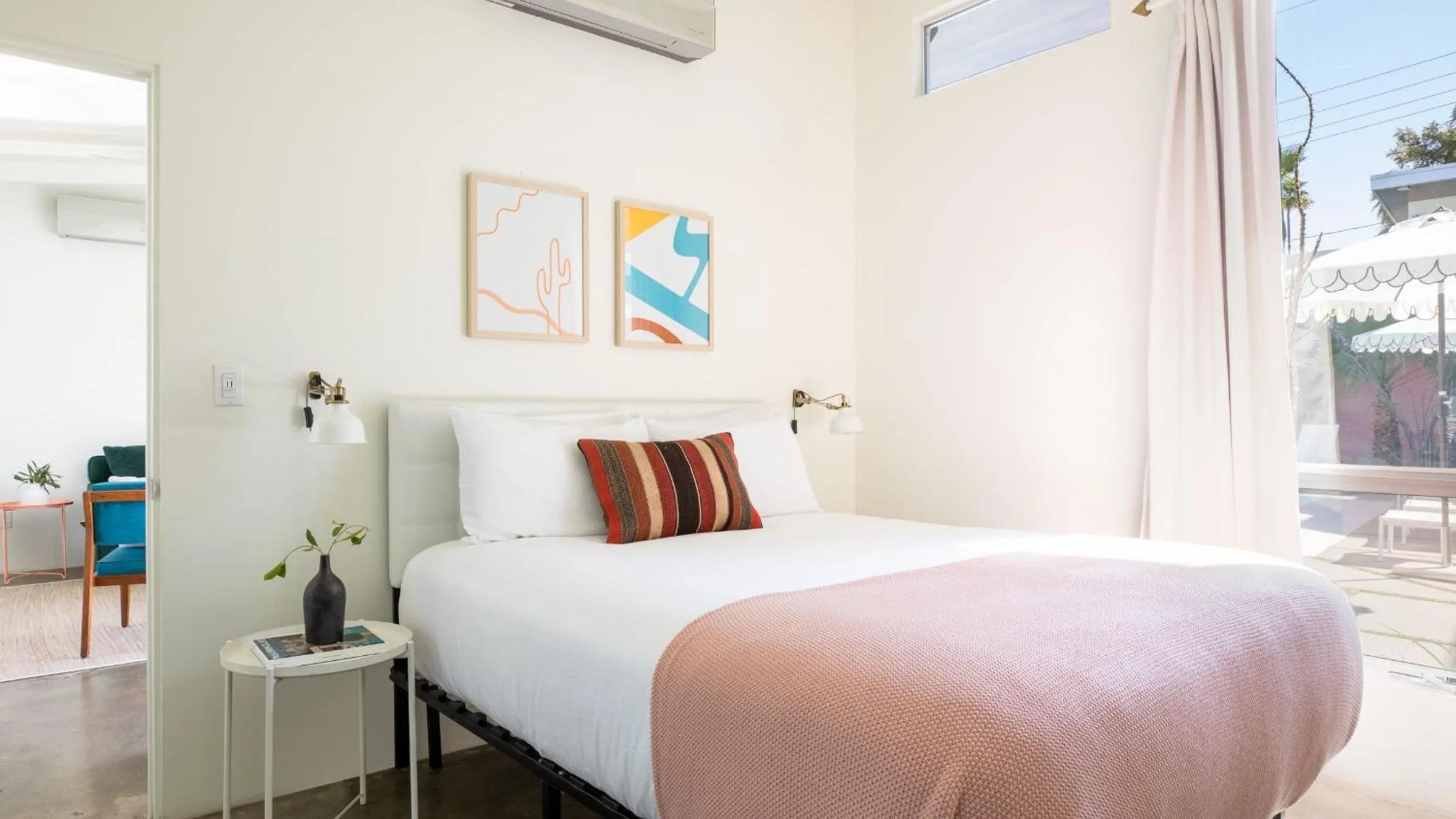 Other, Bed in The Wesley by AvantStay Mid-Century Modern Oasis with Pool