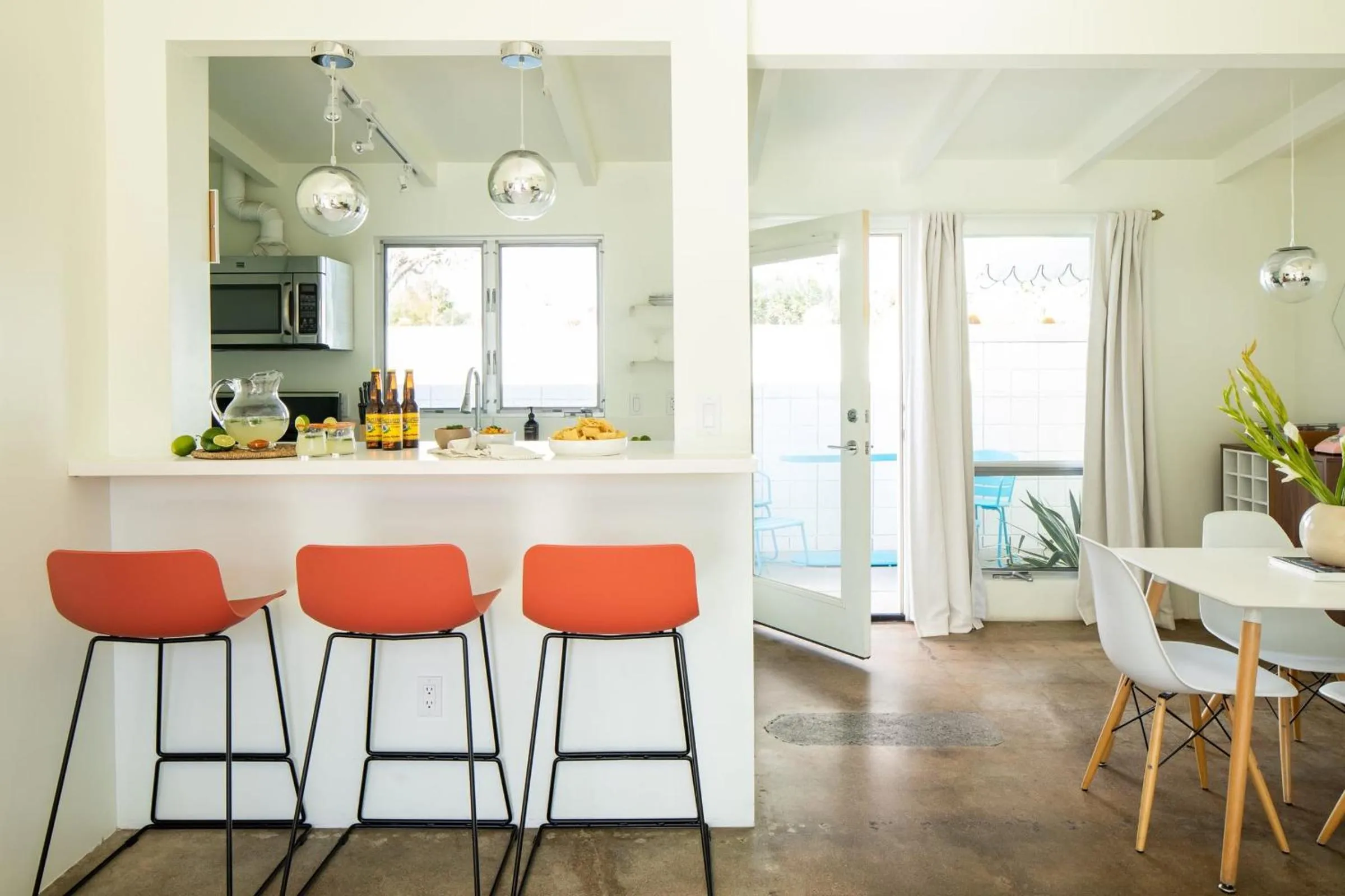 Other in The Wesley by AvantStay Mid-Century Modern Oasis with Pool