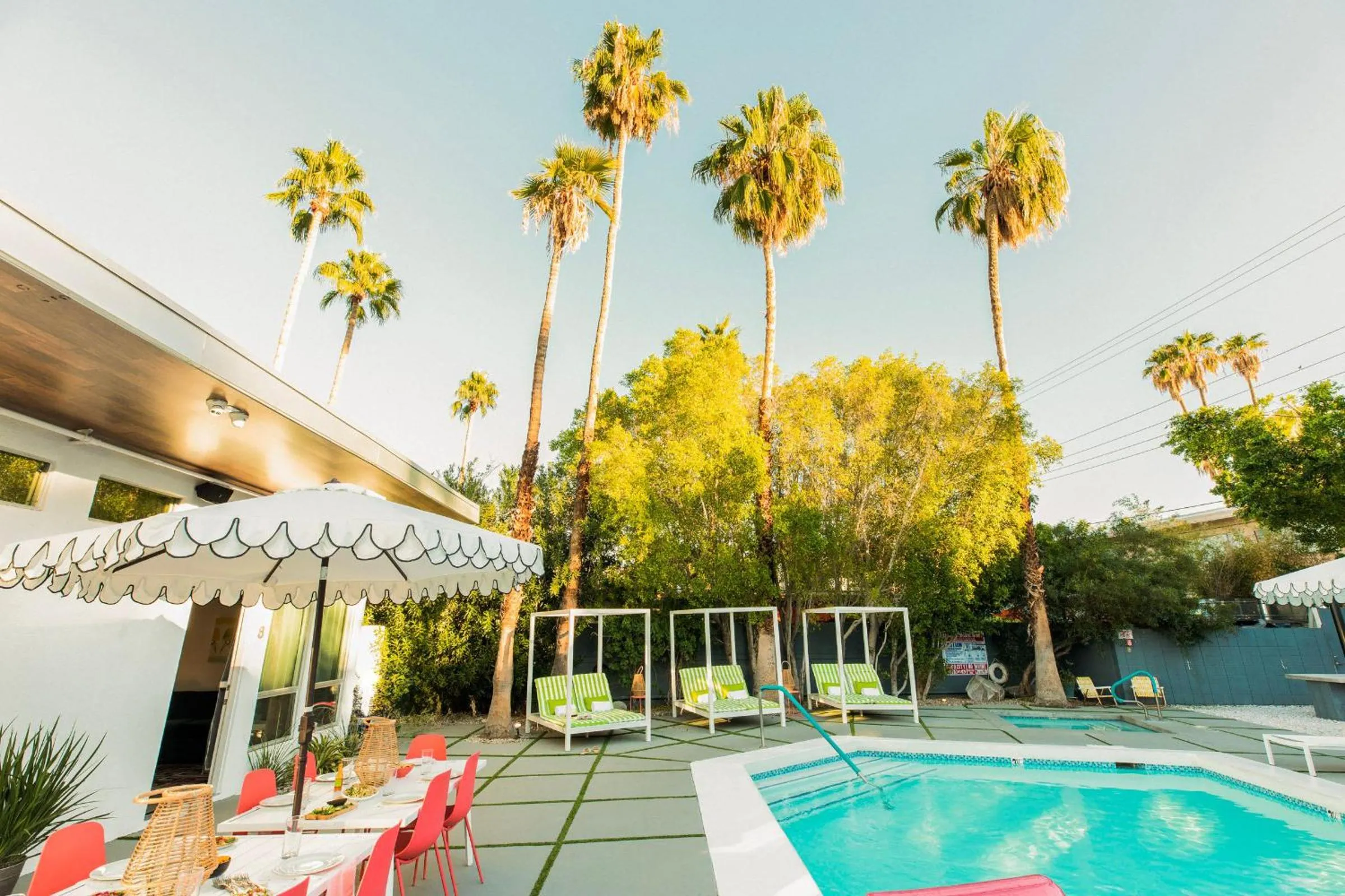 The Wesley by AvantStay Mid-Century Modern Oasis with Pool