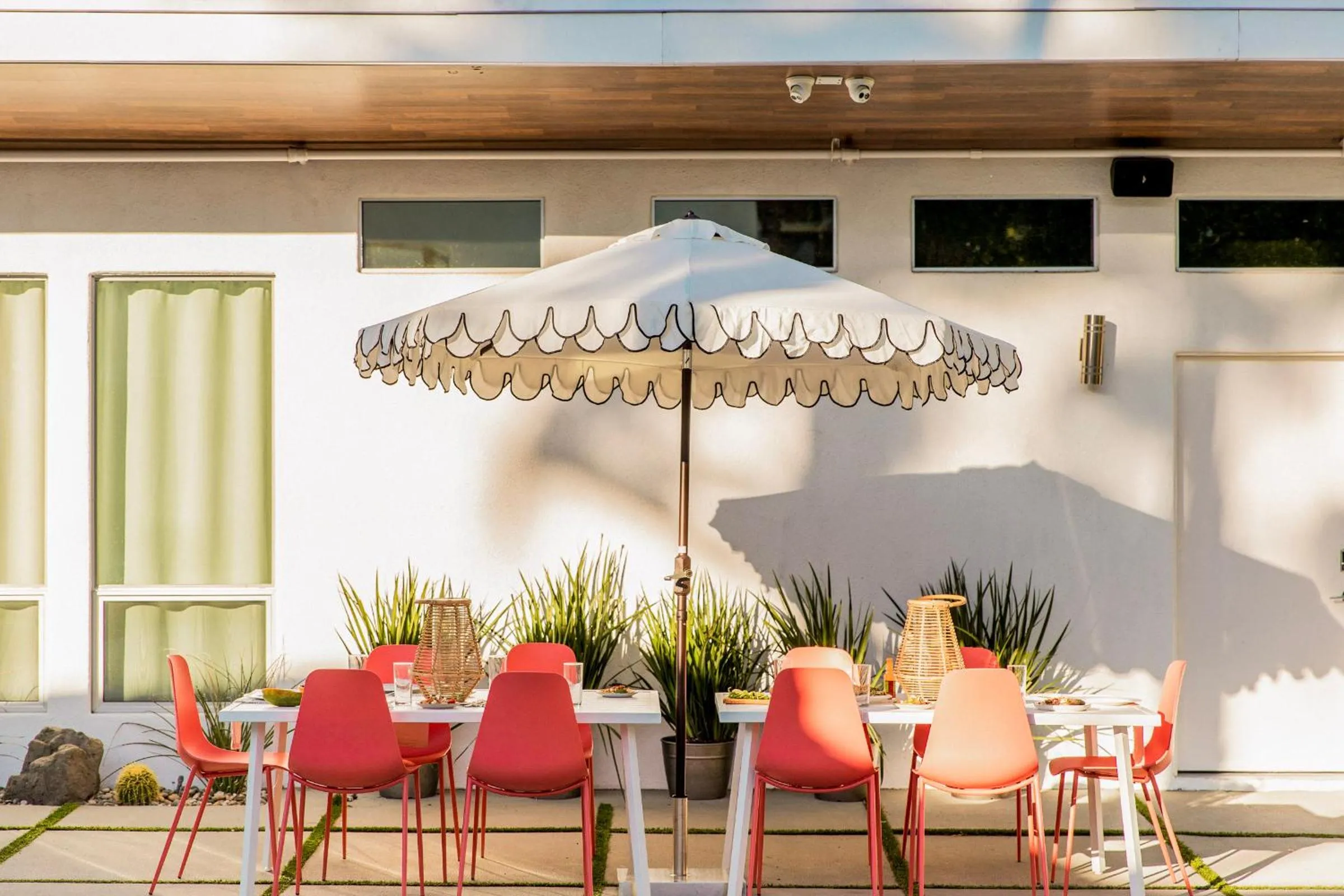 The Wesley by AvantStay Mid-Century Modern Oasis with Pool