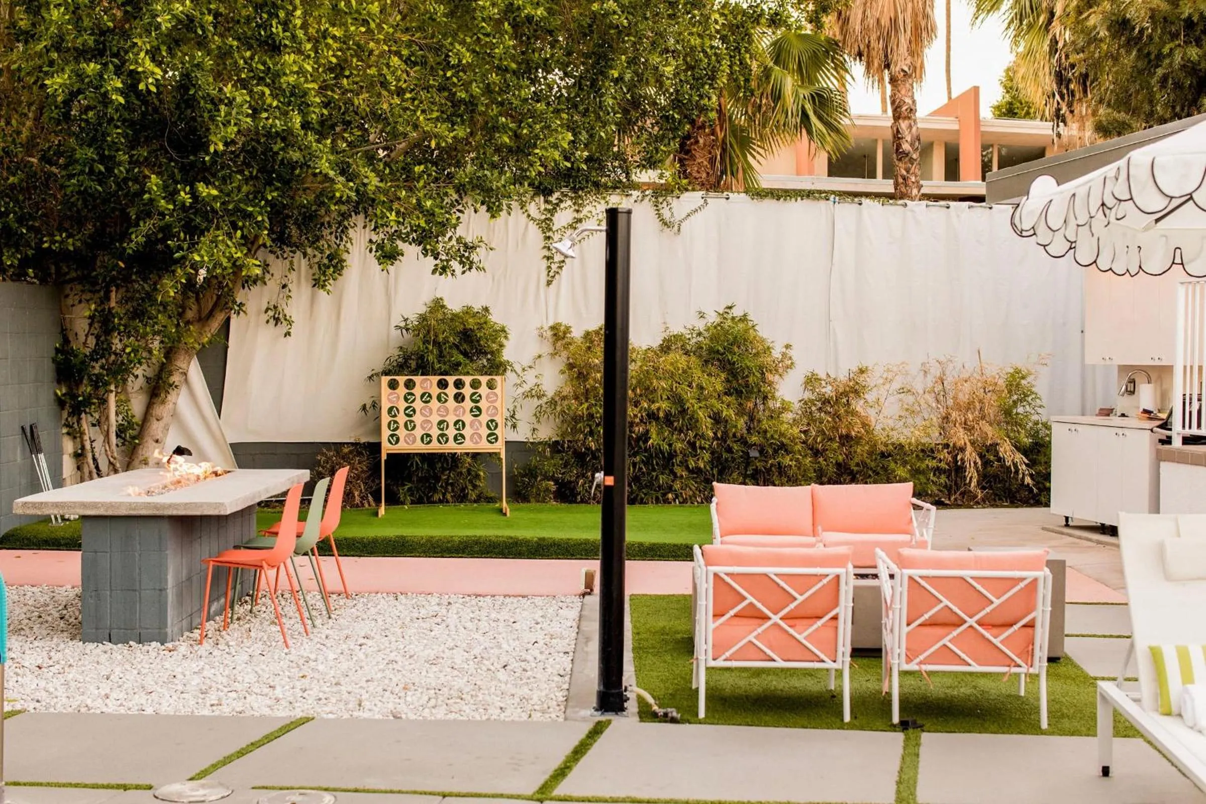 Other in The Wesley by AvantStay Mid-Century Modern Oasis with Pool