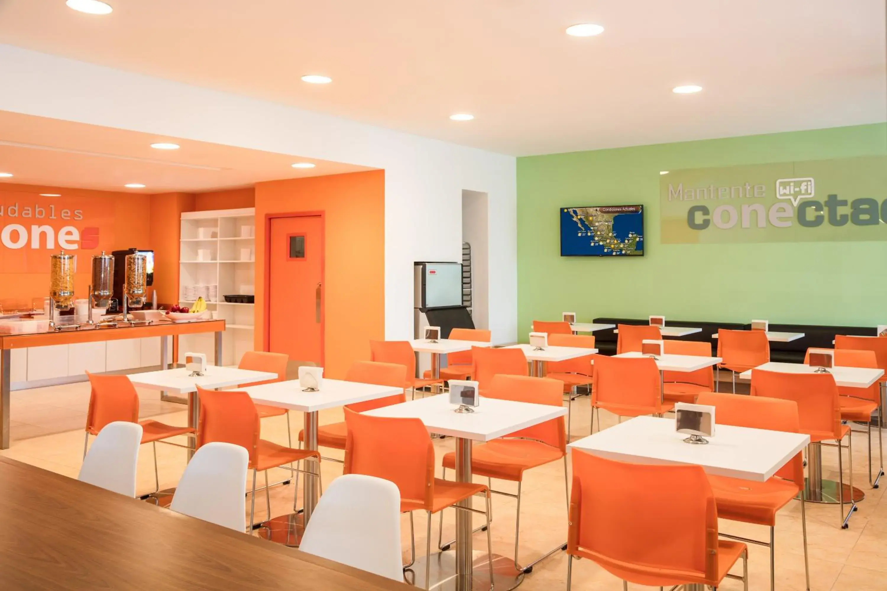 Restaurant/places to eat in One Guadalajara Expo Restaurant/places to eat in One Guadalajara Expo