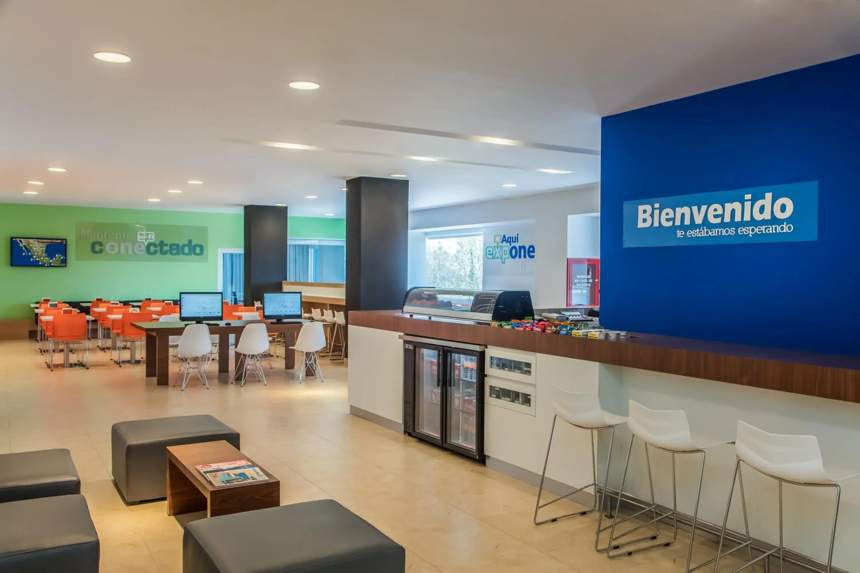 Lobby or reception in One Guadalajara Expo Lobby or reception in One Guadalajara Expo