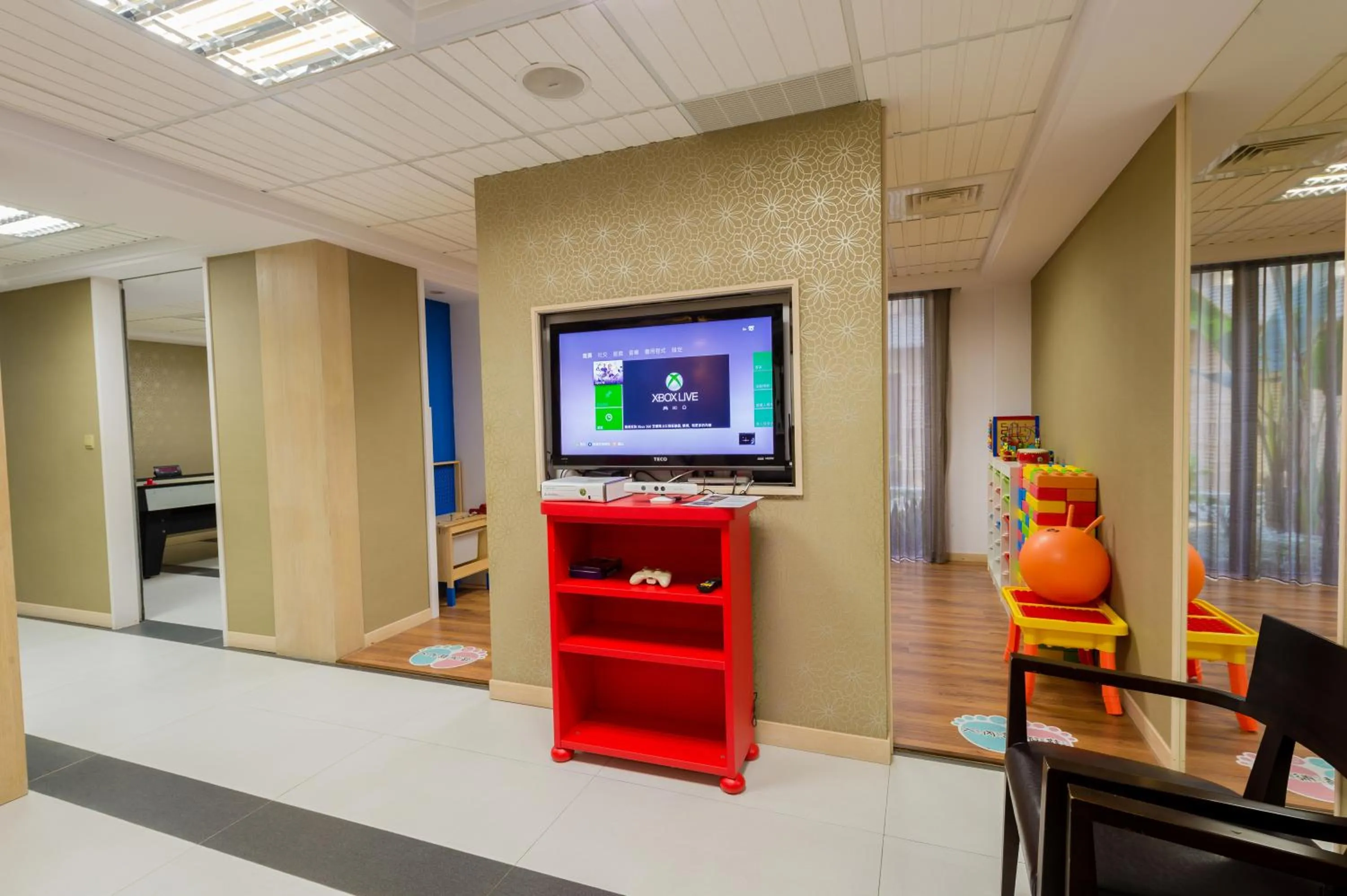 Children play ground in Yundeng Landscape Hotel