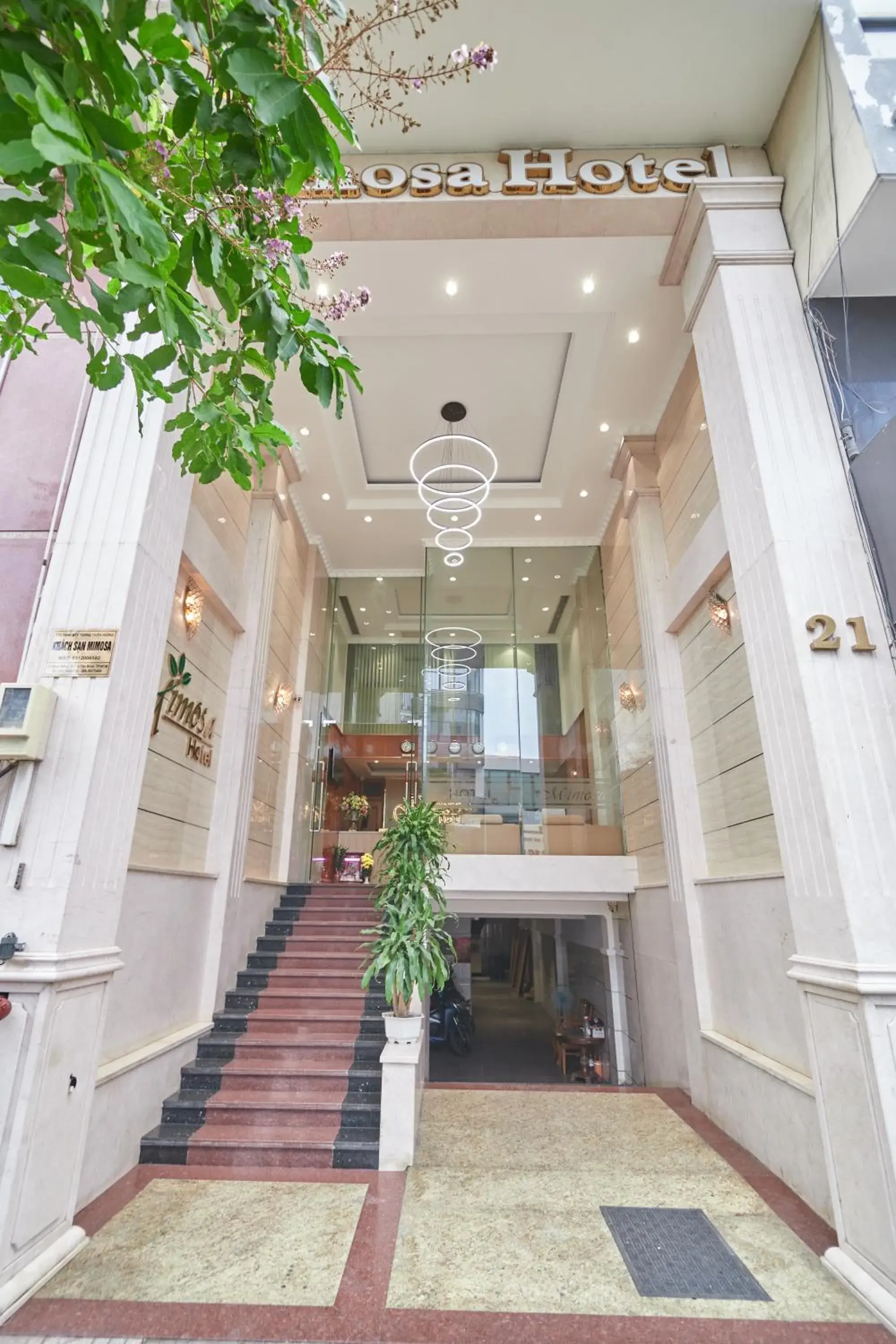 Facade/entrance in Bin Bin 10 - Mimosa Hotel Near Tan Son Nhat Airport Facade/entrance in Bin Bin 10 - Mimosa Hotel Near Tan Son Nhat Airport