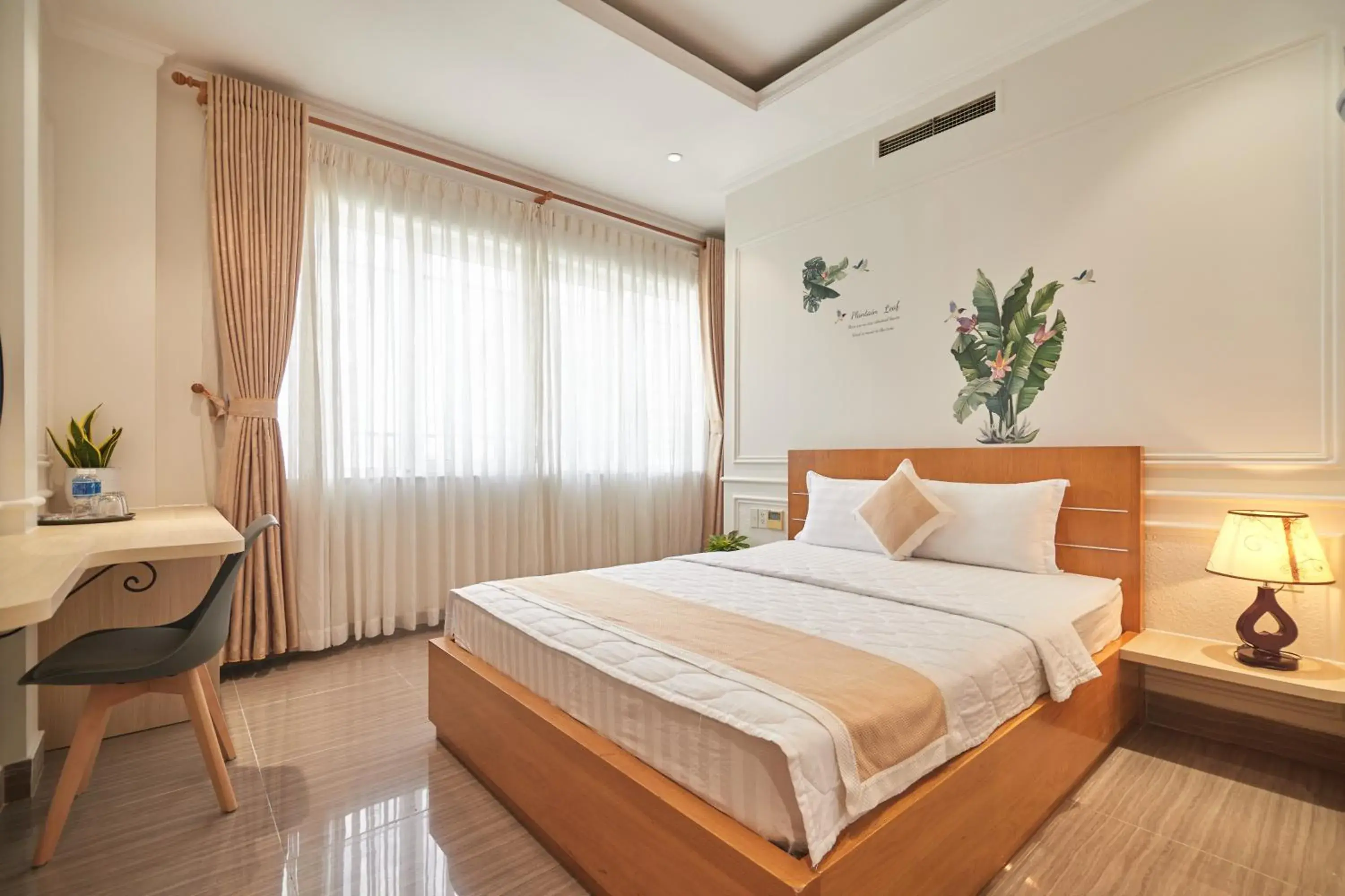 Bed in Bin Bin 10 - Mimosa Hotel Near Tan Son Nhat Airport Bed in Bin Bin 10 - Mimosa Hotel Near Tan Son Nhat Airport