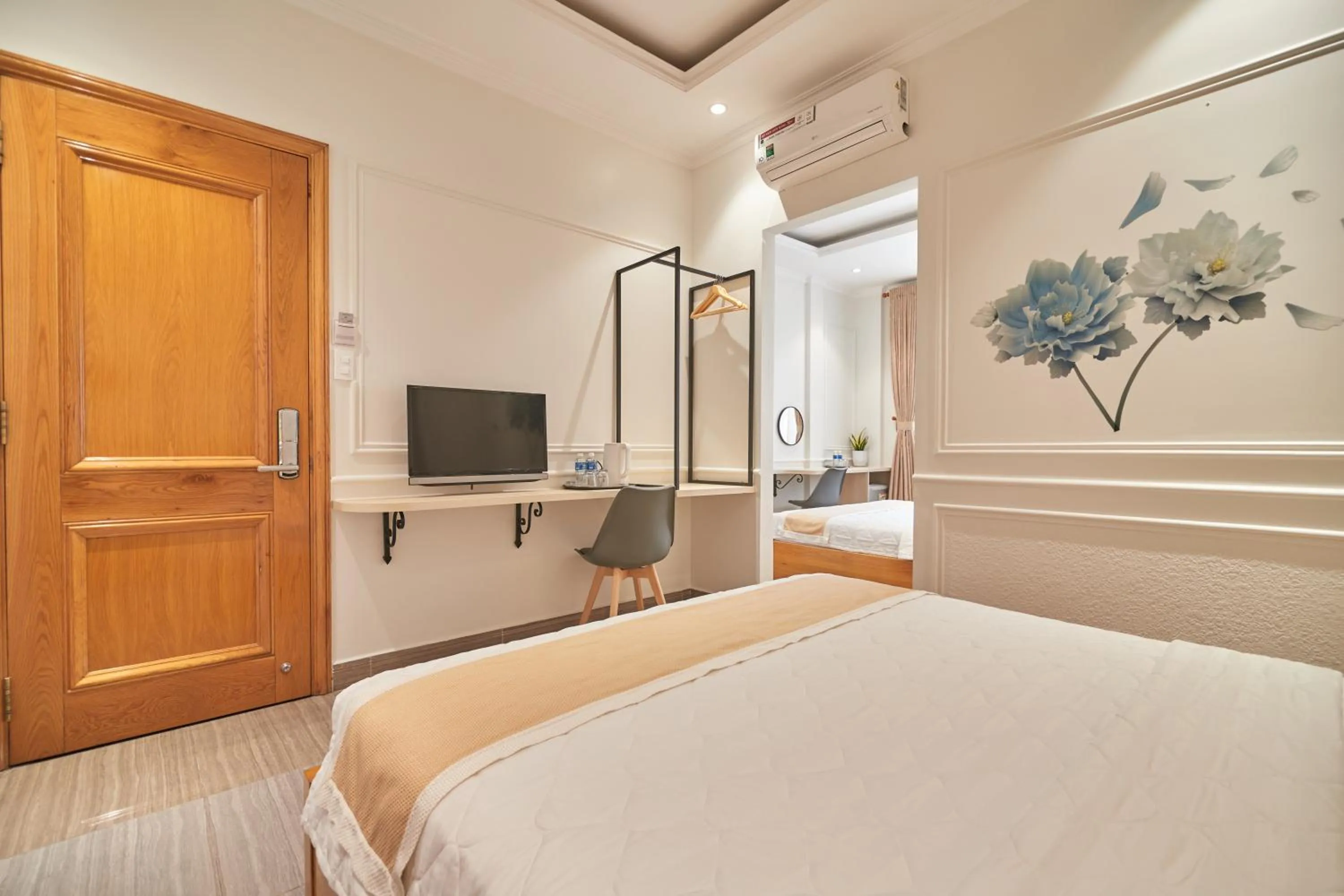 Bedroom, Bed in Bin Bin 10 - Mimosa Hotel Near Tan Son Nhat Airport