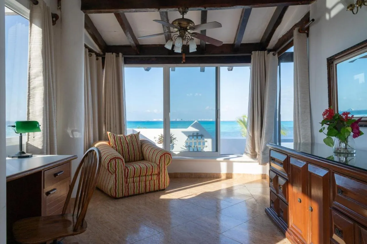 Casa Bonita and villas