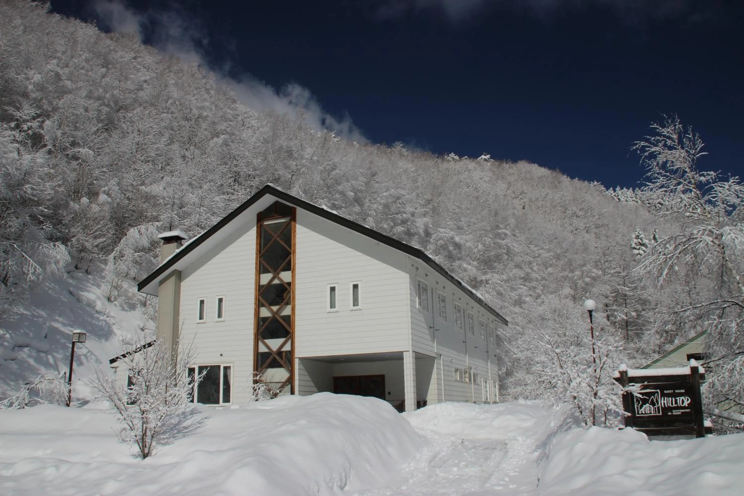 Facade/entrance in A Small Nature Hotel Hilltop 高原の小さなホテル ヒルトップ