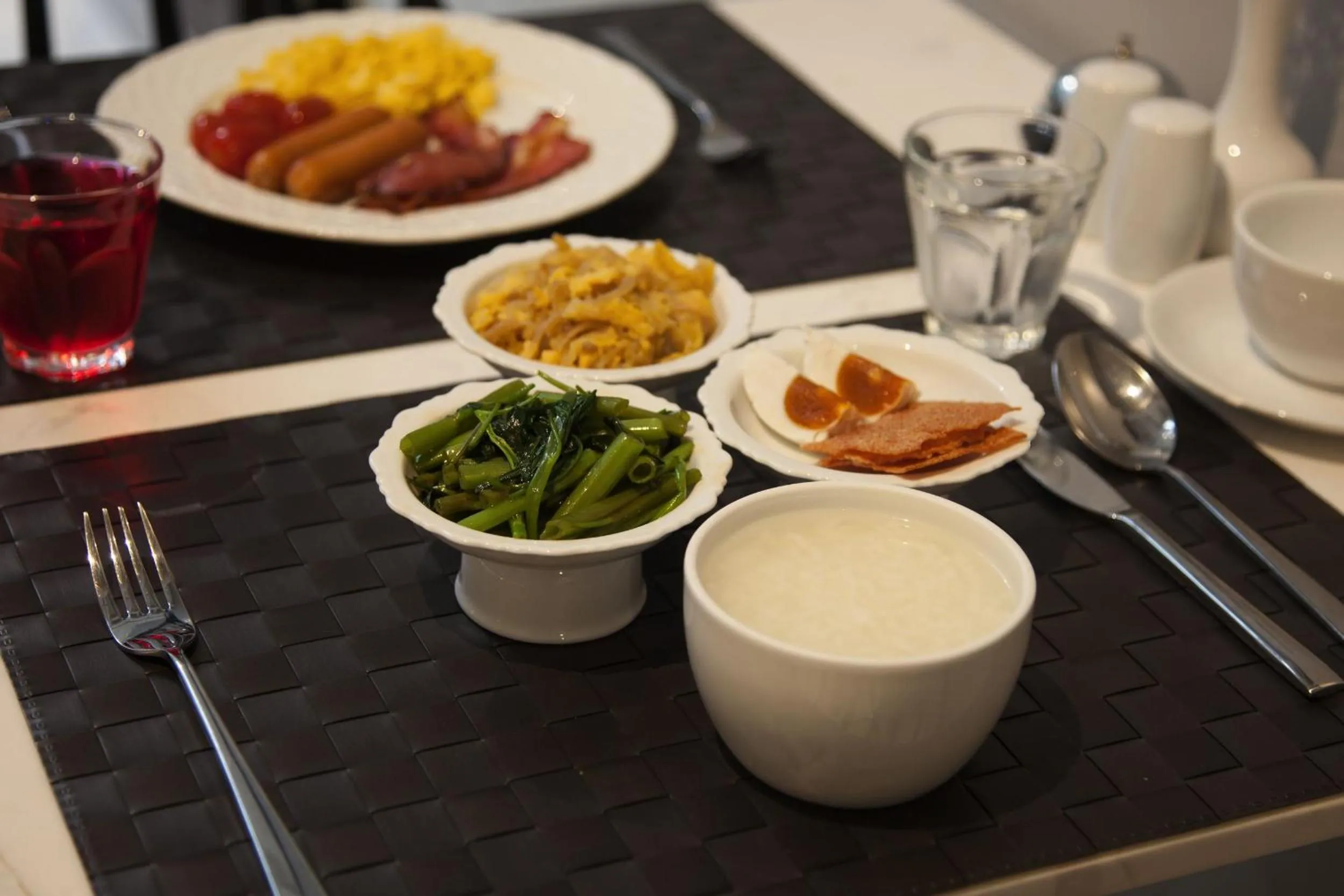 Asian breakfast in Oriental Heritage Hotel