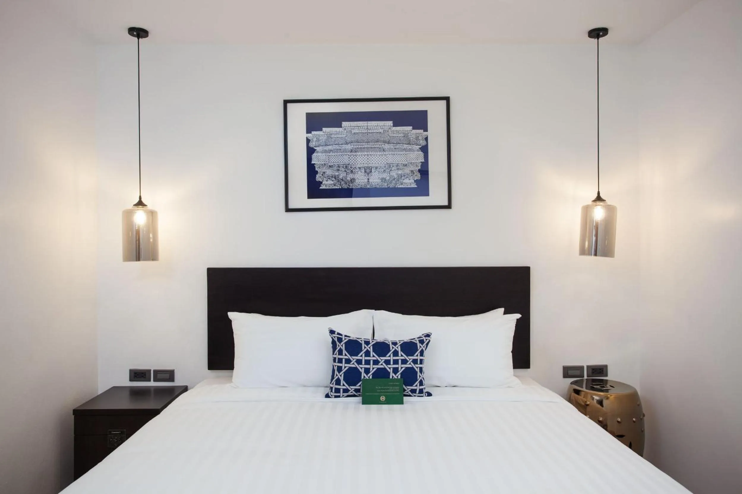 Bedroom, Bed in Oriental Heritage Hotel