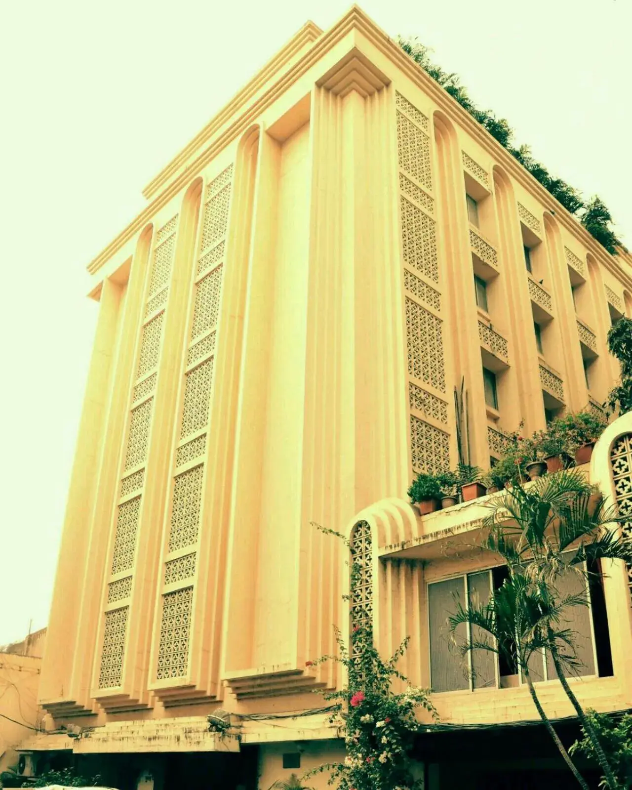 Hotel Mogul Palace - Near Masjid Bunder Mumbai Hotel Mogul Palace - Near Masjid Bunder Mumbai
