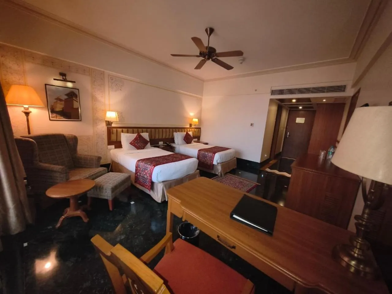 Bed in Indana Palace Jaipur