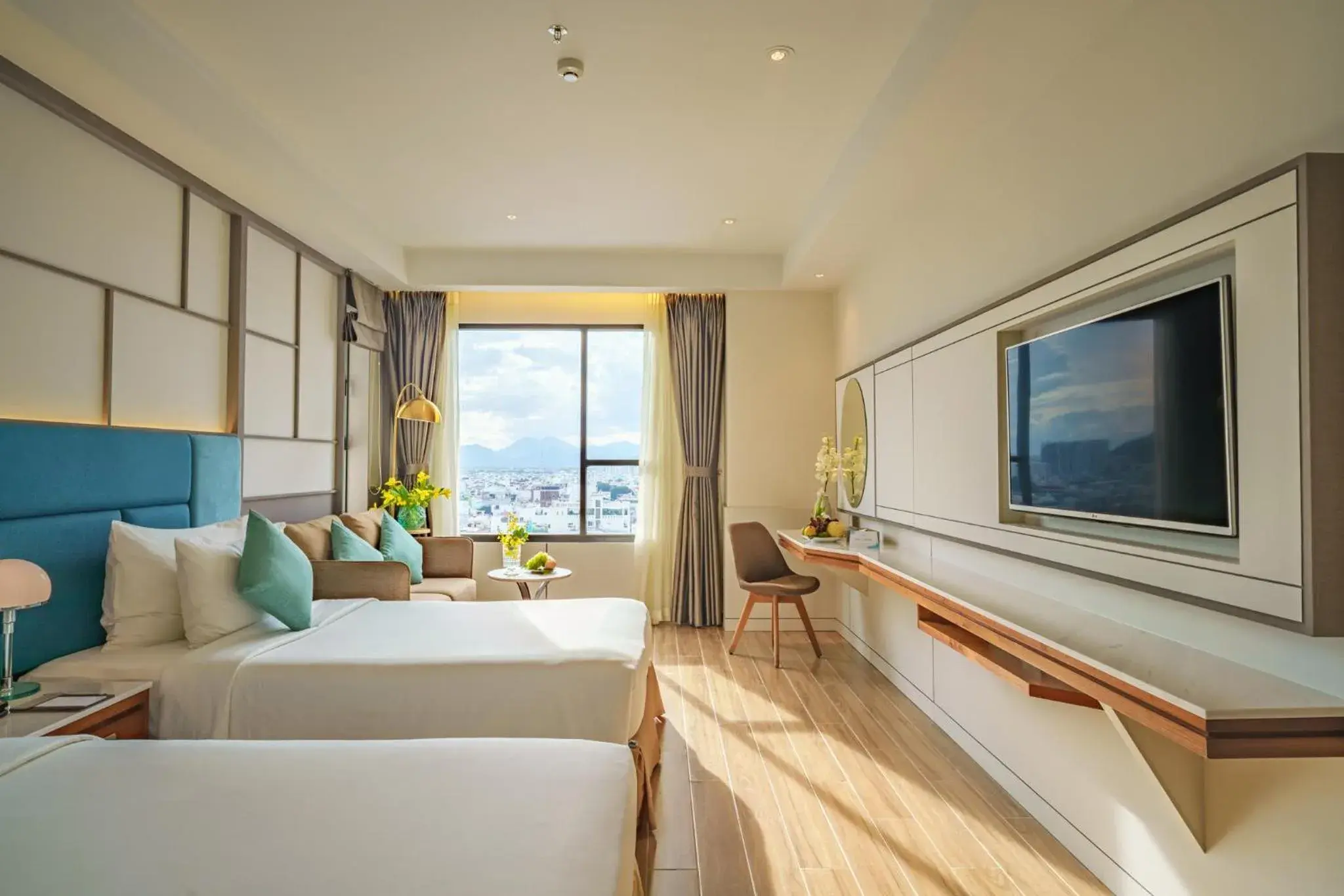 Deluxe Twin with City View in Seaesta Nha Trang Hotel Deluxe Twin with City View in Seaesta Nha Trang Hotel