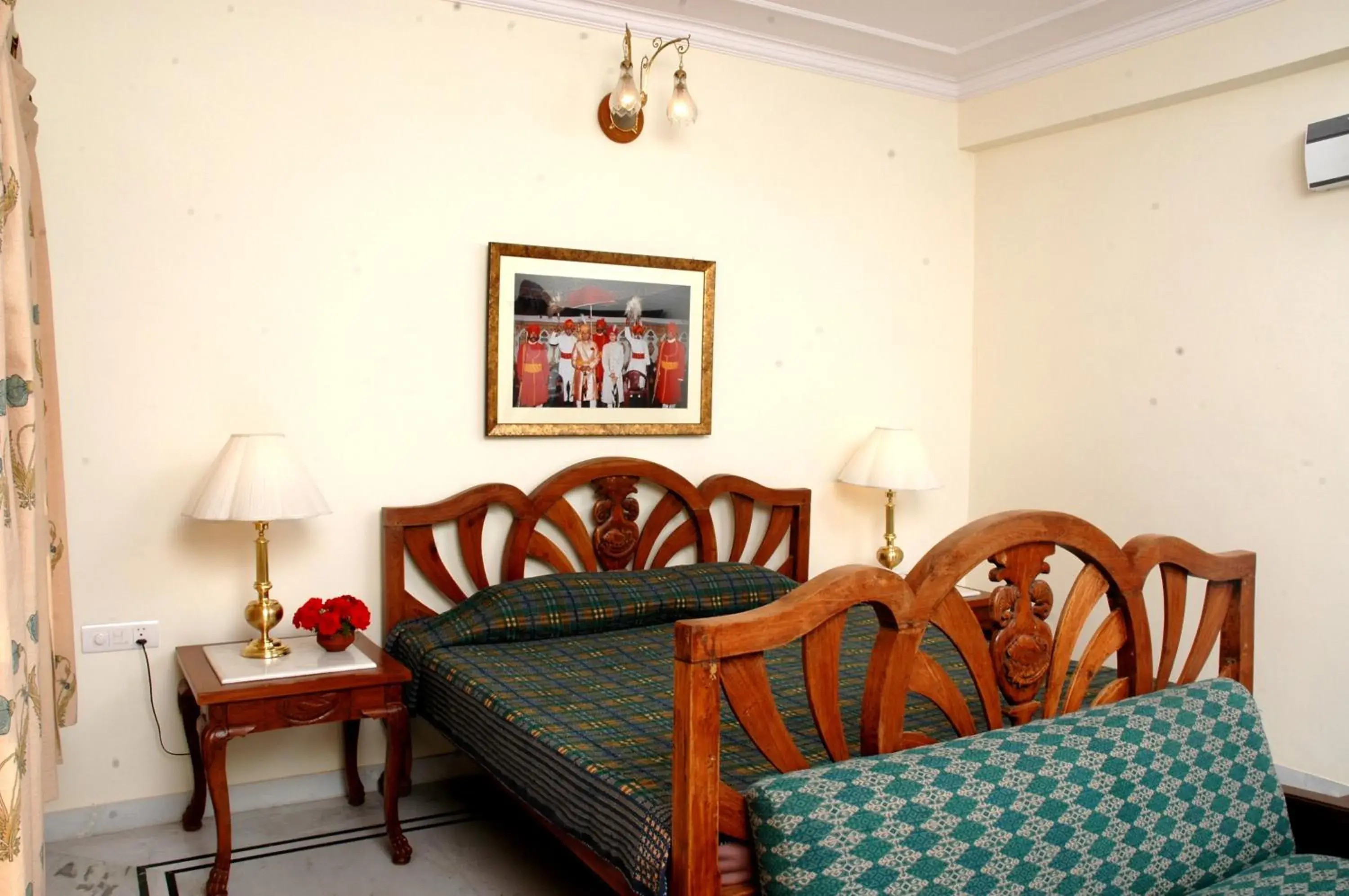 Bed in Mandawa Haveli Bed in Mandawa Haveli