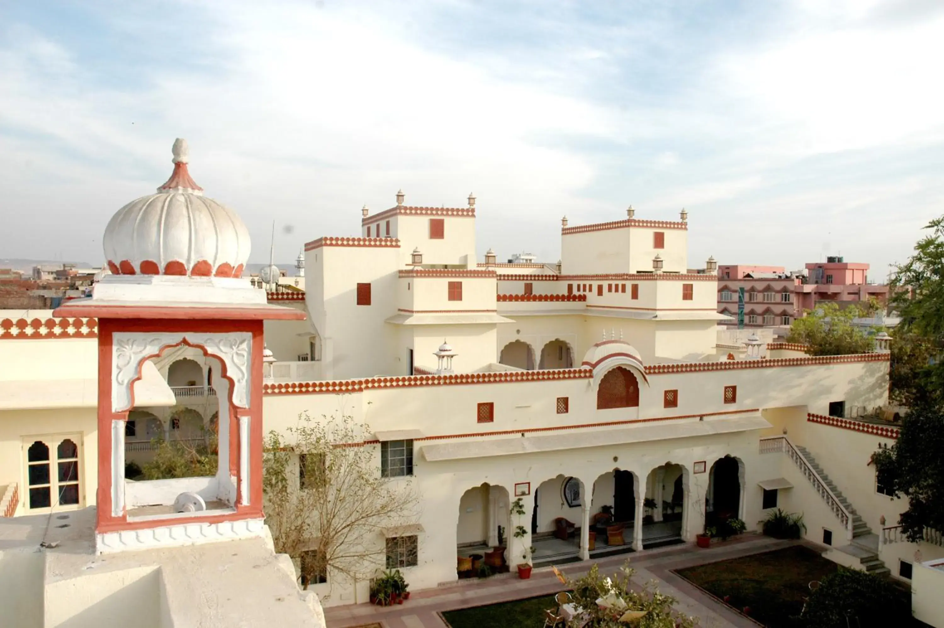Property building in Mandawa Haveli Property building in Mandawa Haveli