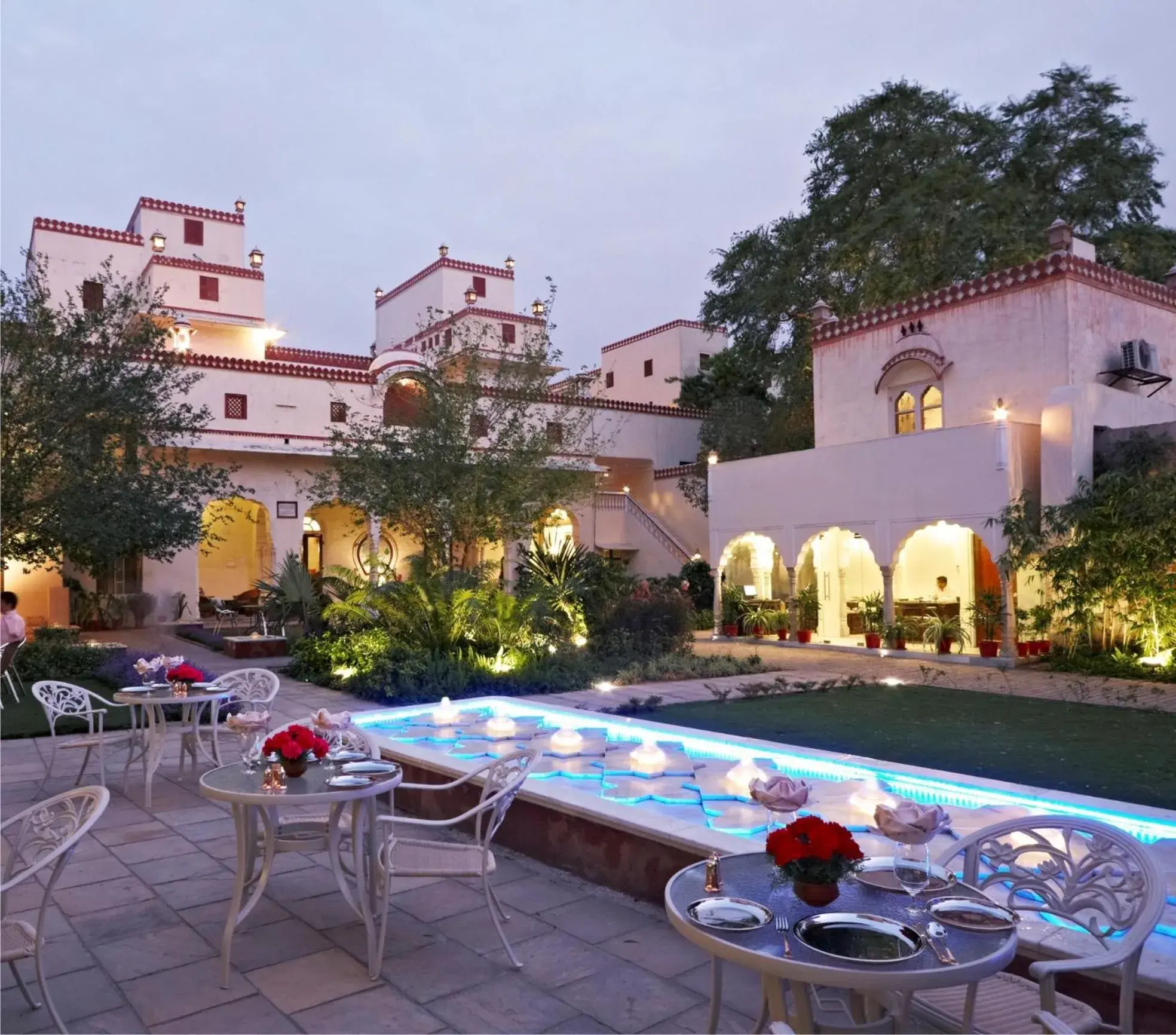 Property building in Mandawa Haveli Property building in Mandawa Haveli