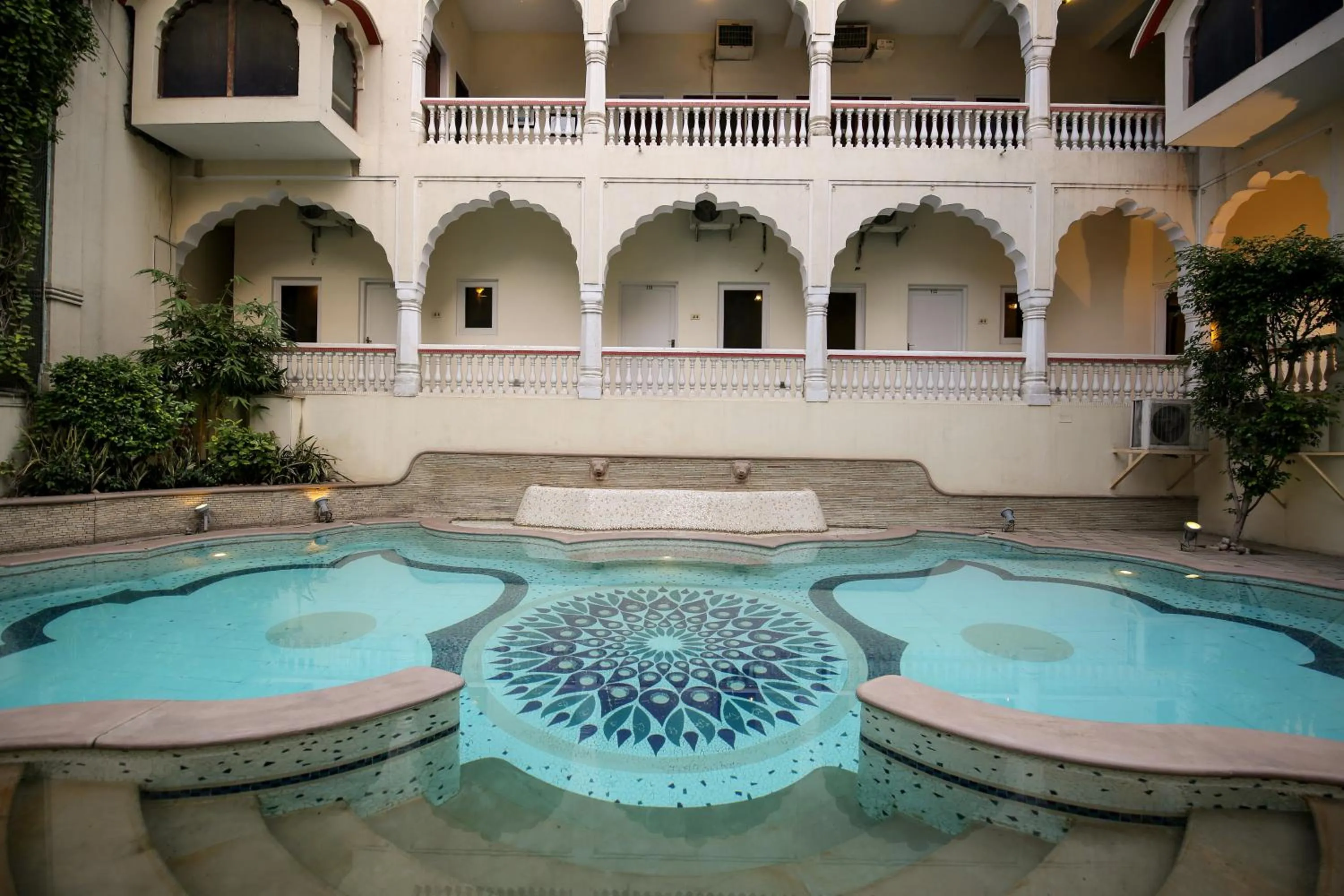 Pool view in Mandawa Haveli