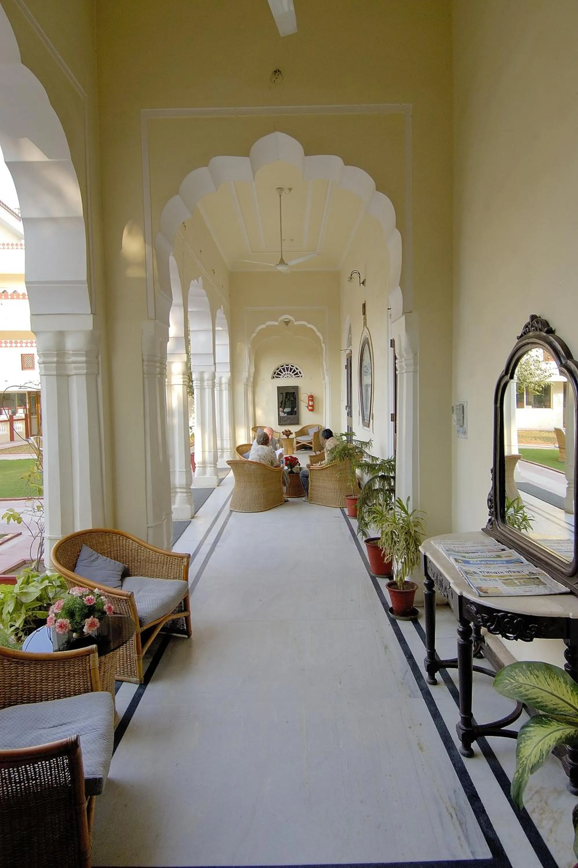 Area and facilities, Bed in Mandawa Haveli