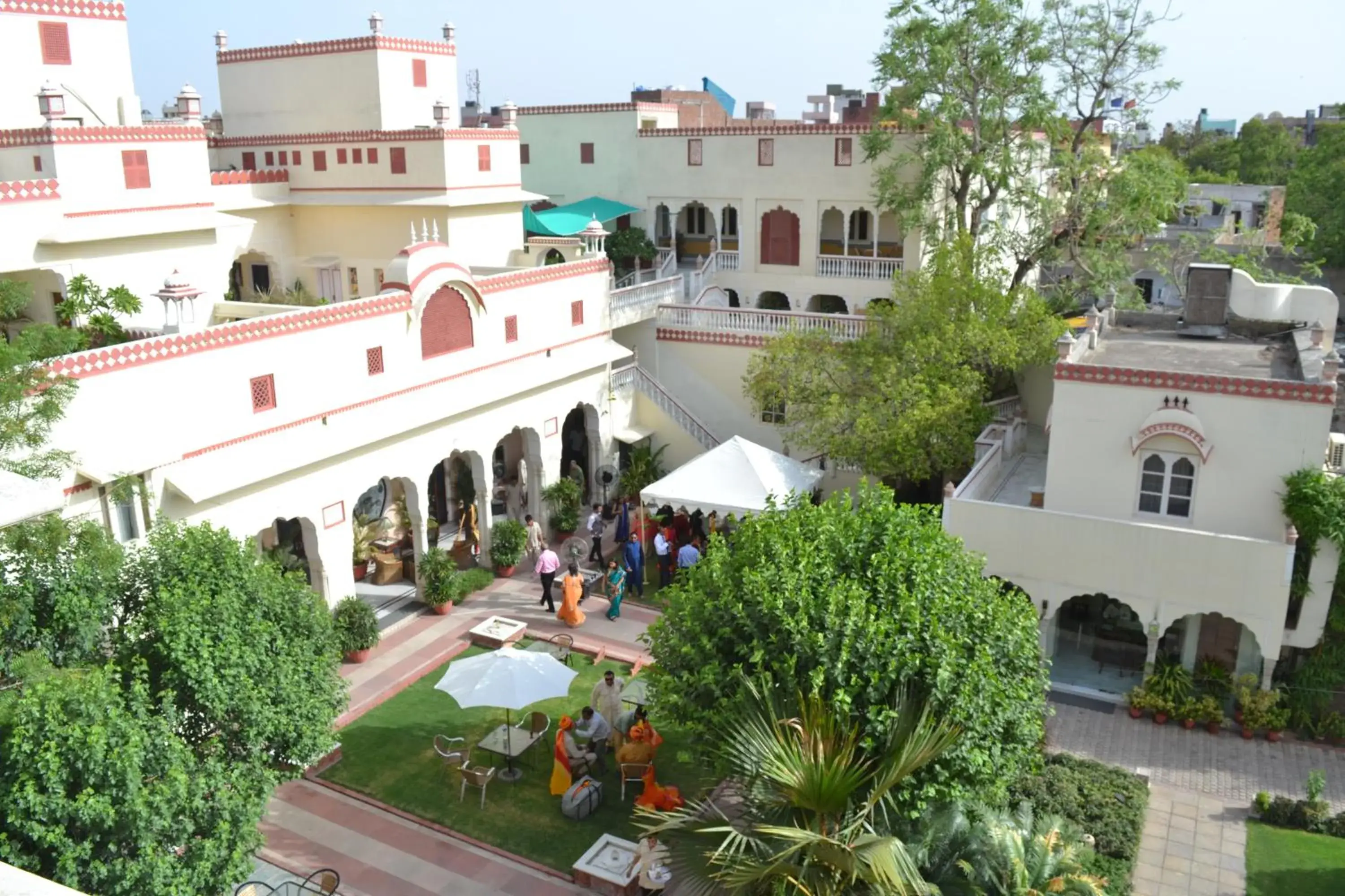 Property building in Mandawa Haveli Property building in Mandawa Haveli