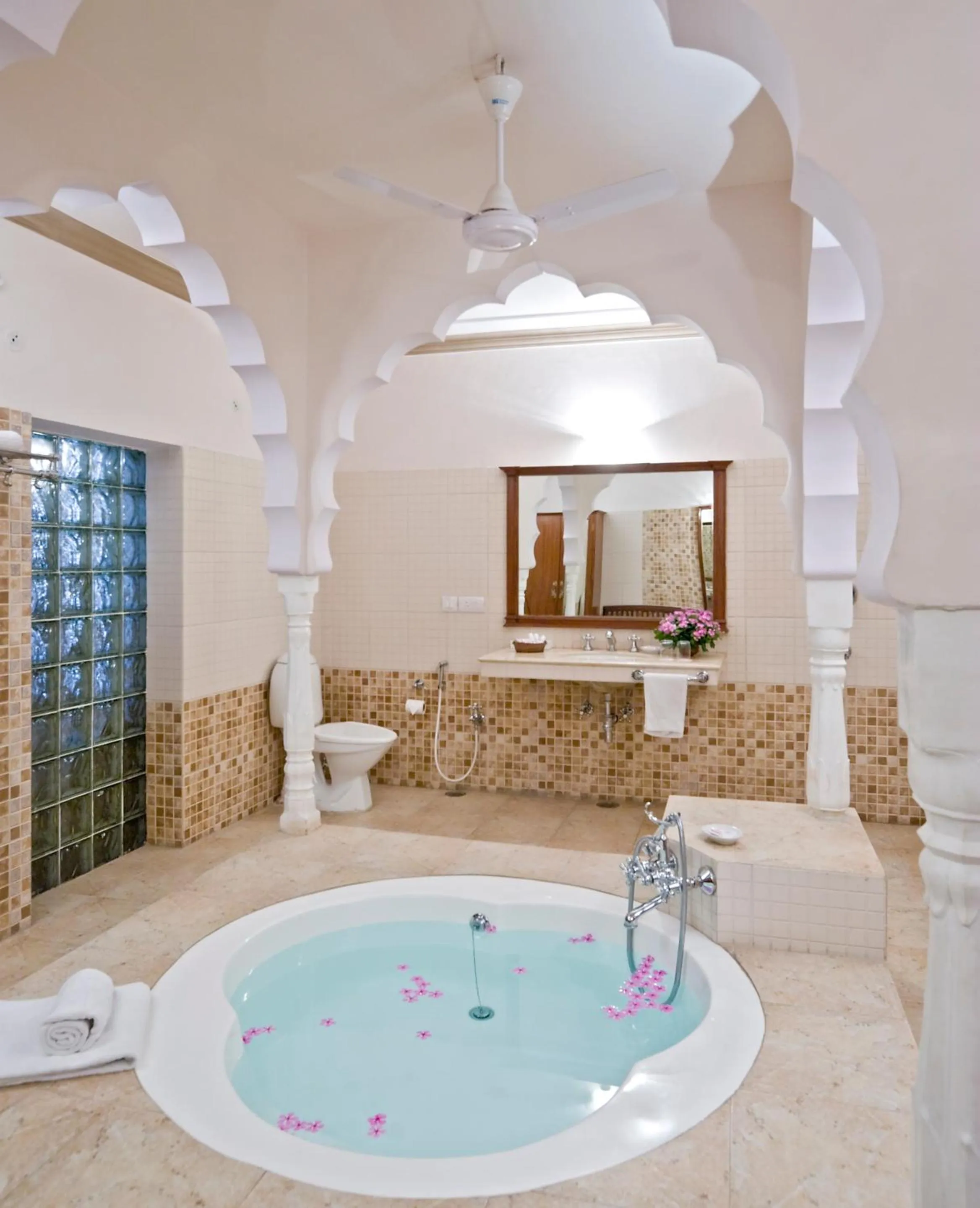 Bathroom in Mandawa Haveli