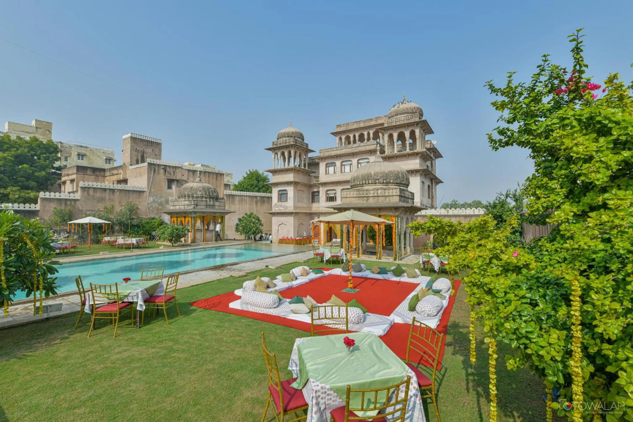 Swimming pool in Hotel Castle Mandawa