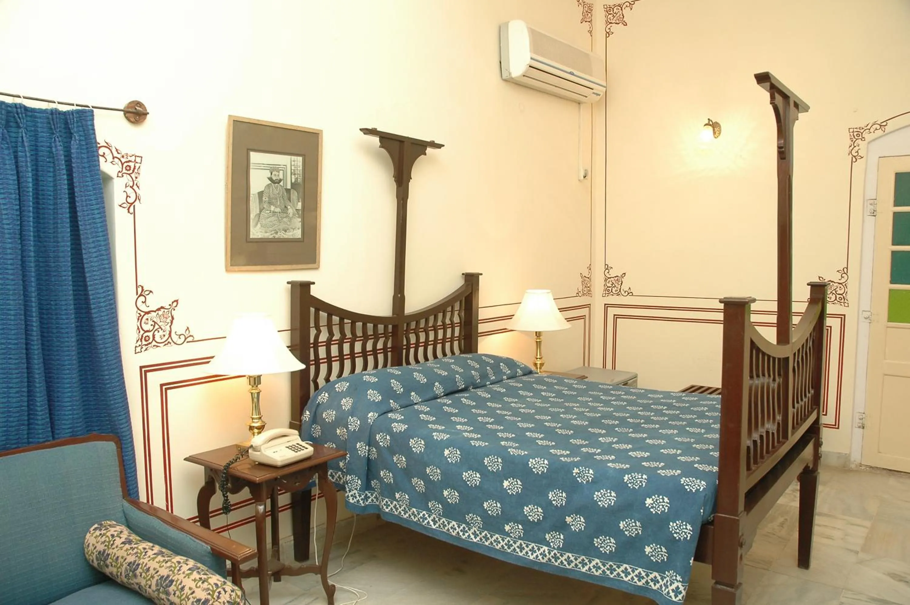 Bedroom, Bed in Hotel Castle Mandawa