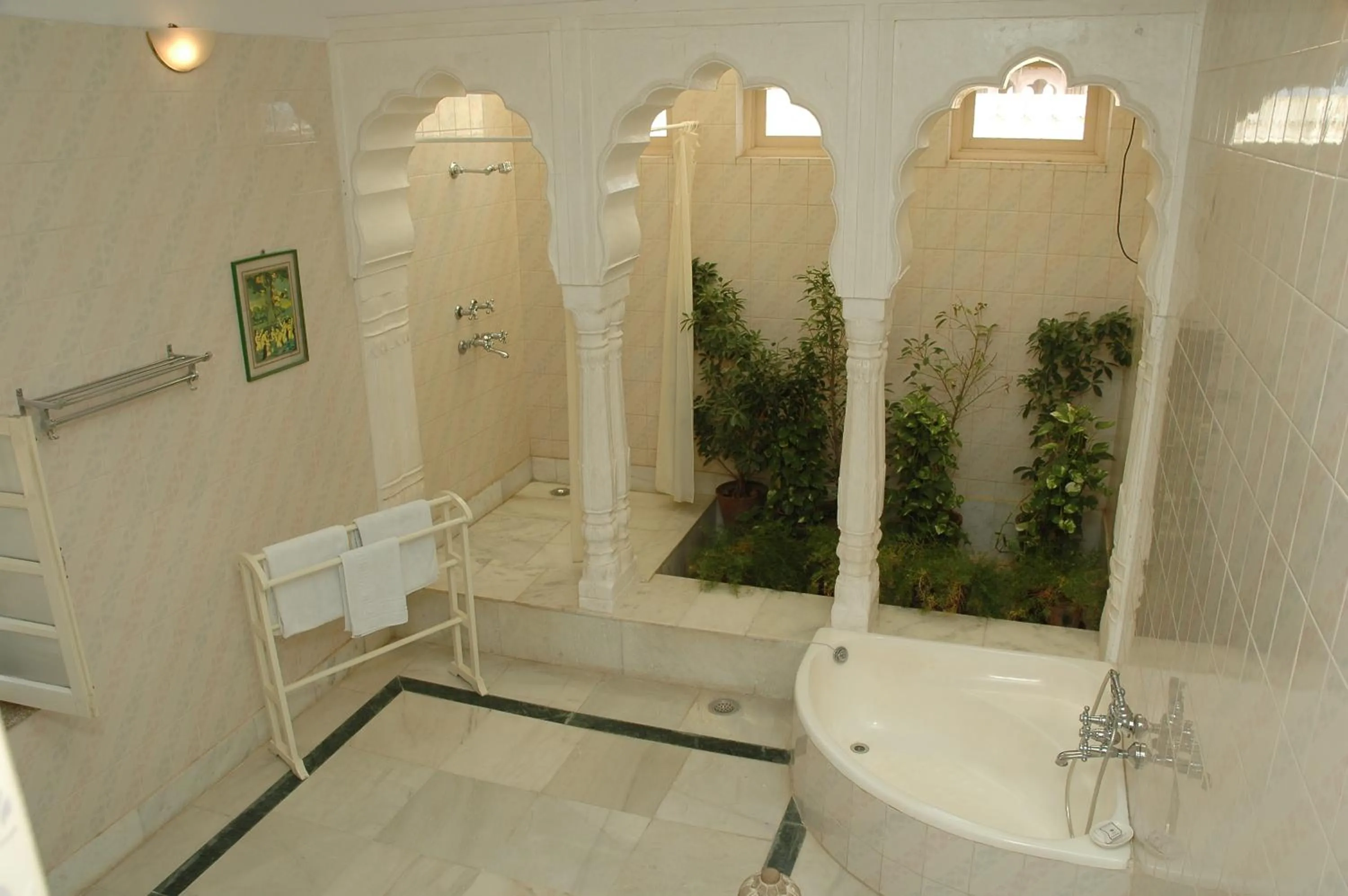 Bath in Hotel Castle Mandawa