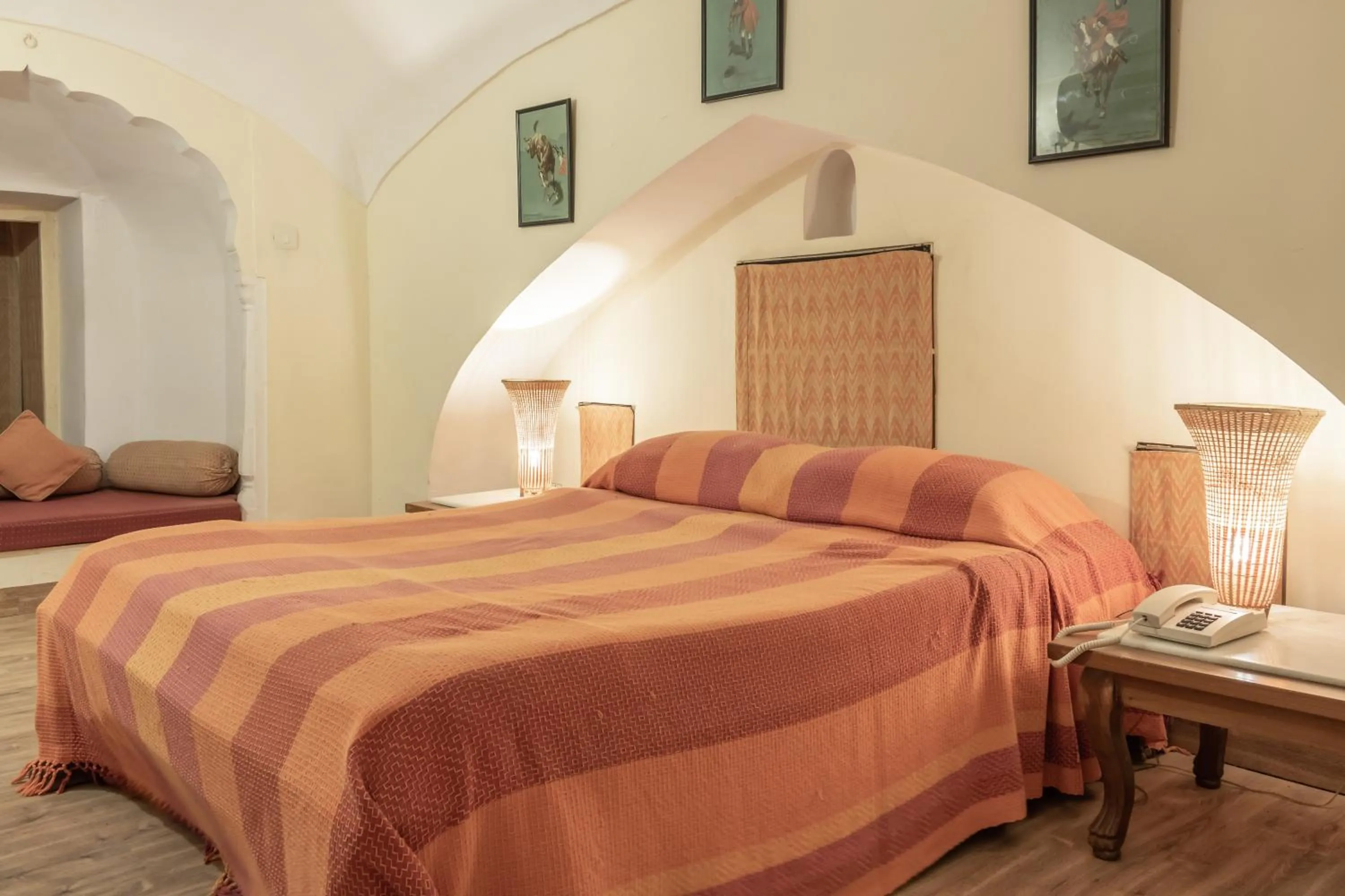 Bedroom, Bed in Hotel Castle Mandawa