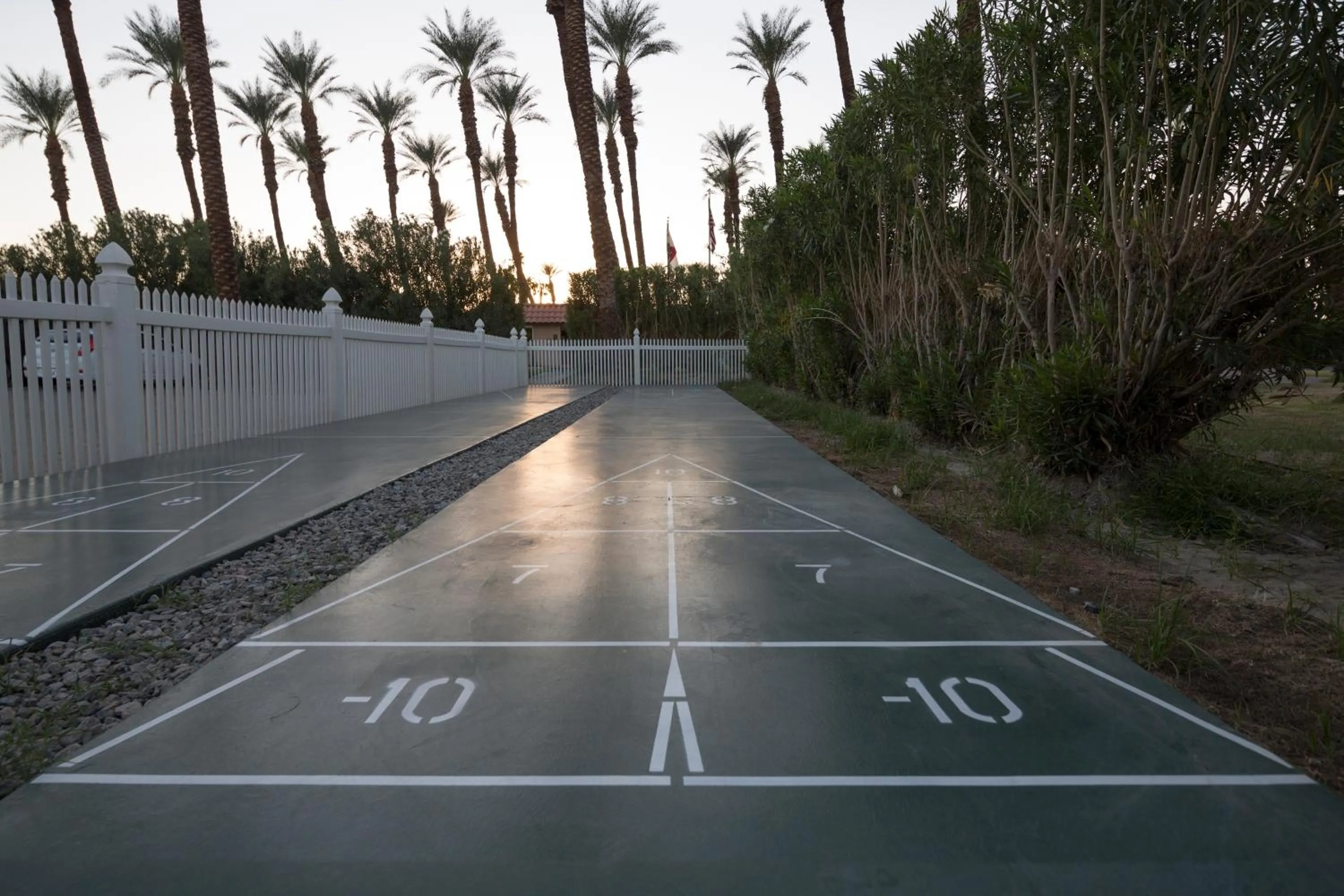 Palm Springs Camping Resort Cabin 3