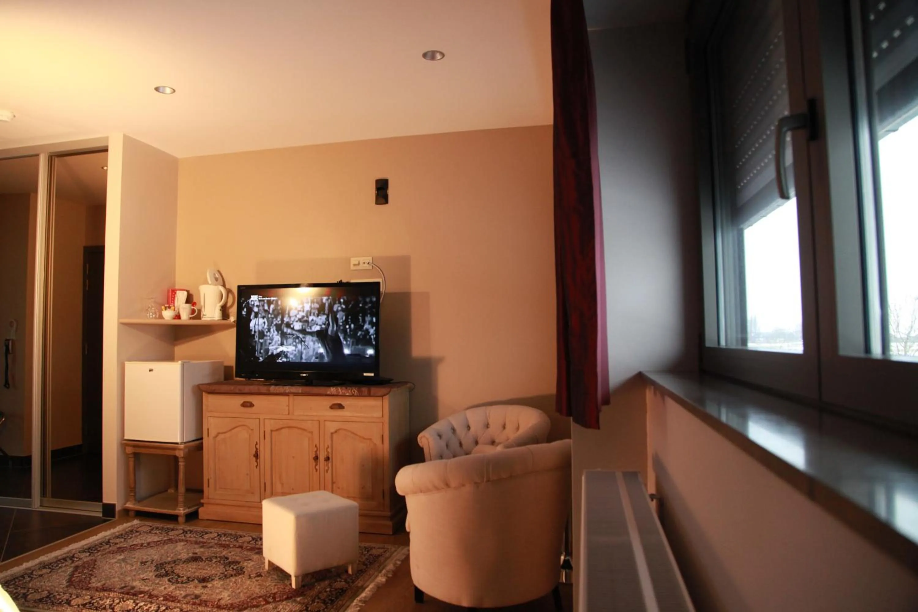 TV and multimedia in Hotel Callecanes