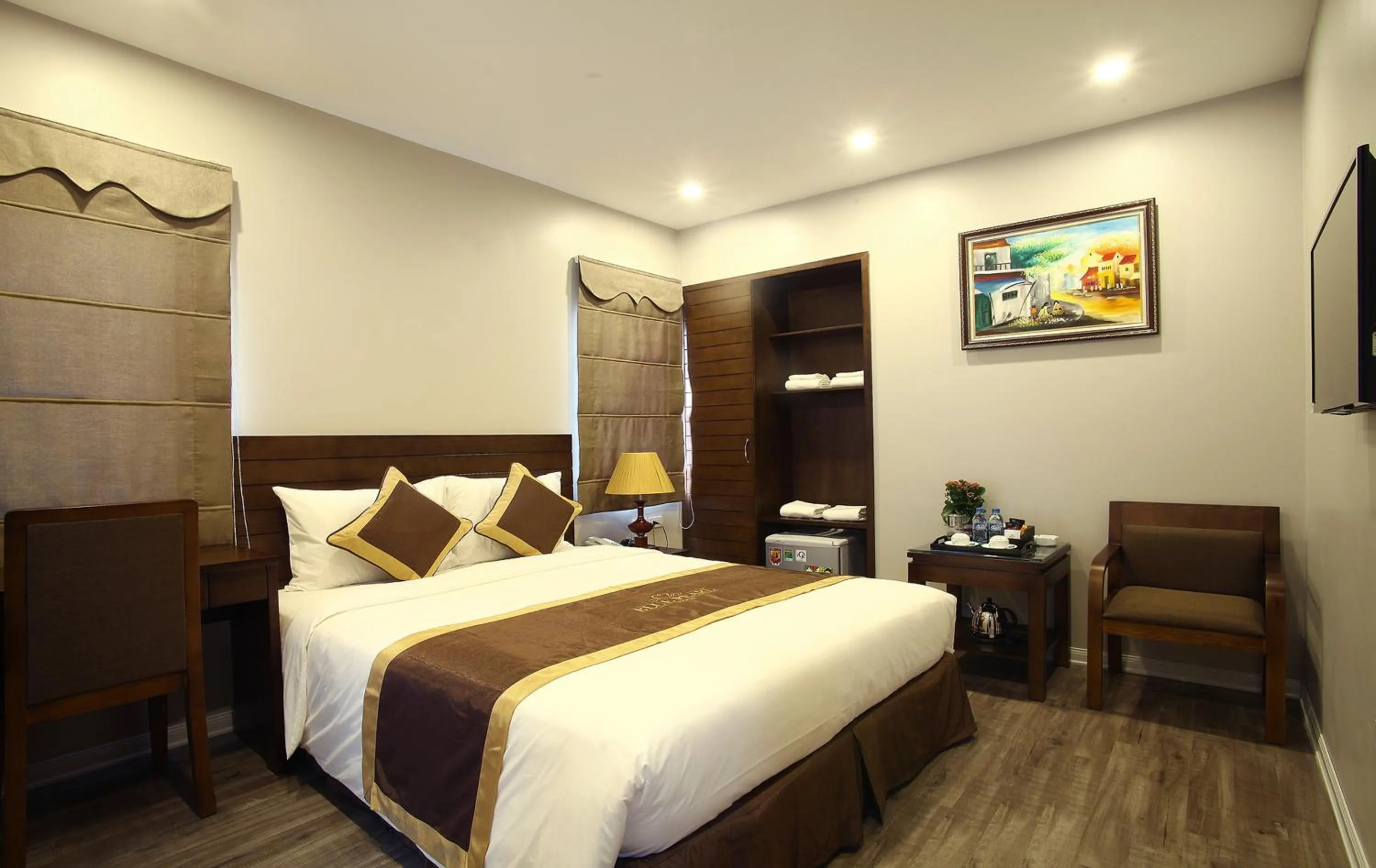 Photo of the whole room, Bed in Blue Pearl West Hotel