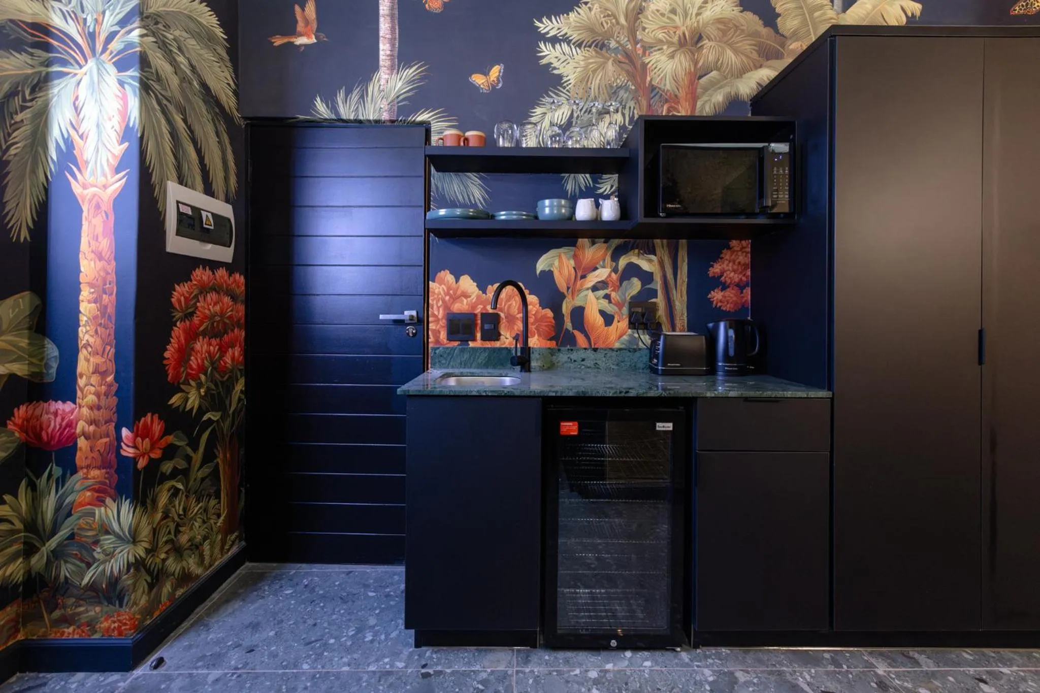 Kitchen or kitchenette in Mint Hotel Sandhurst