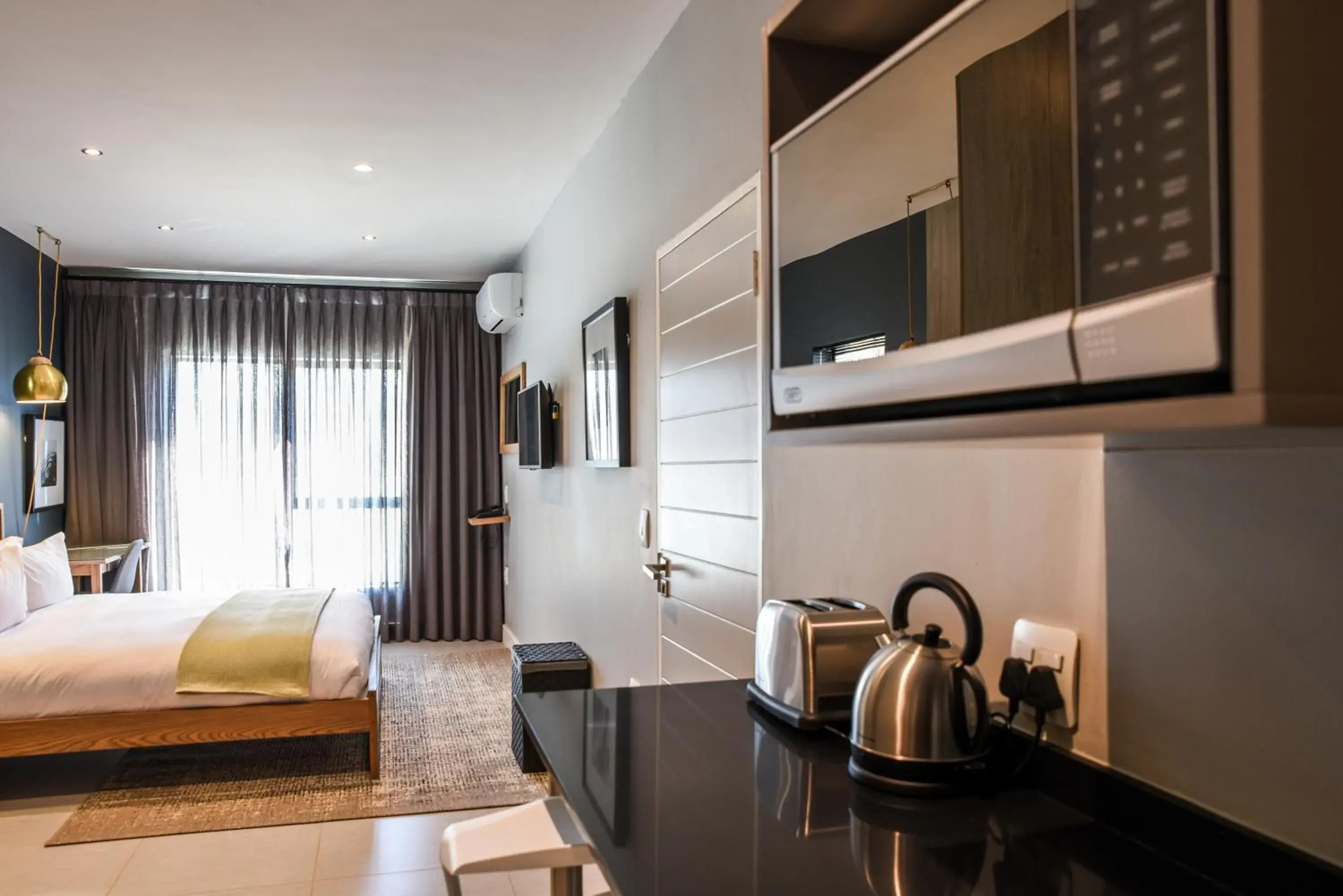 Coffee/tea facilities, Bed in The Residency Sandhurst Coffee/tea facilities, Bed in The Residency Sandhurst