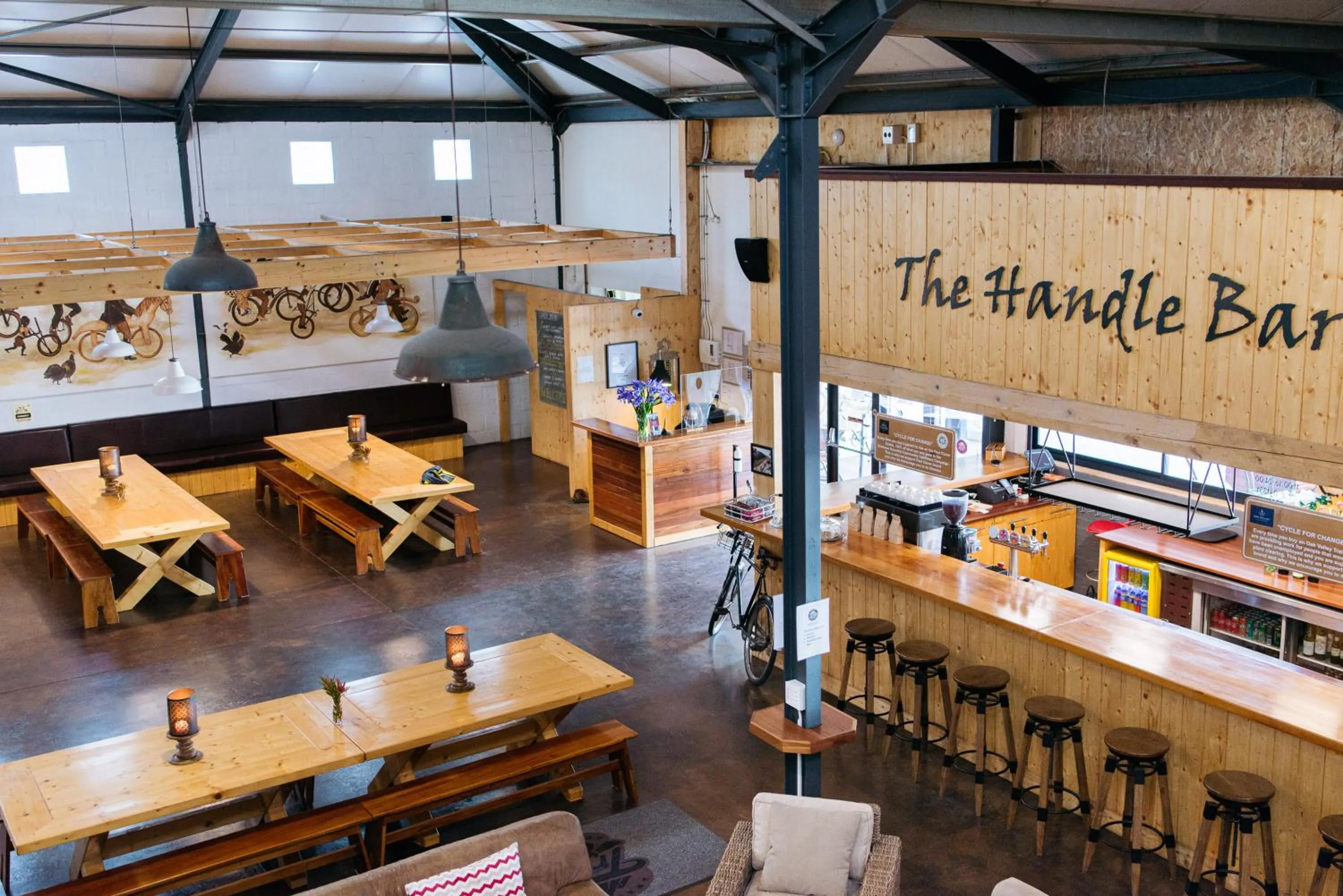 Restaurant/places to eat in Trail's End