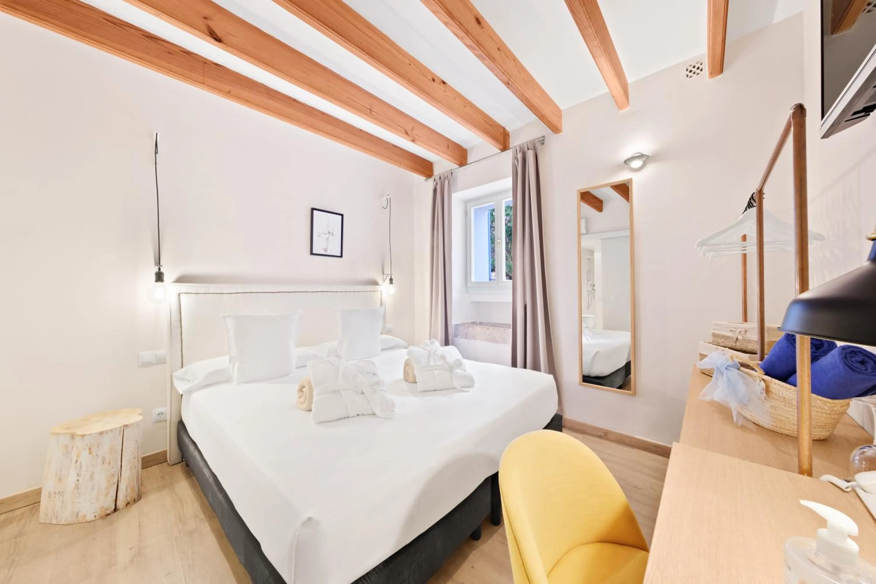 Bed in Es Corte Vell - Adults Only