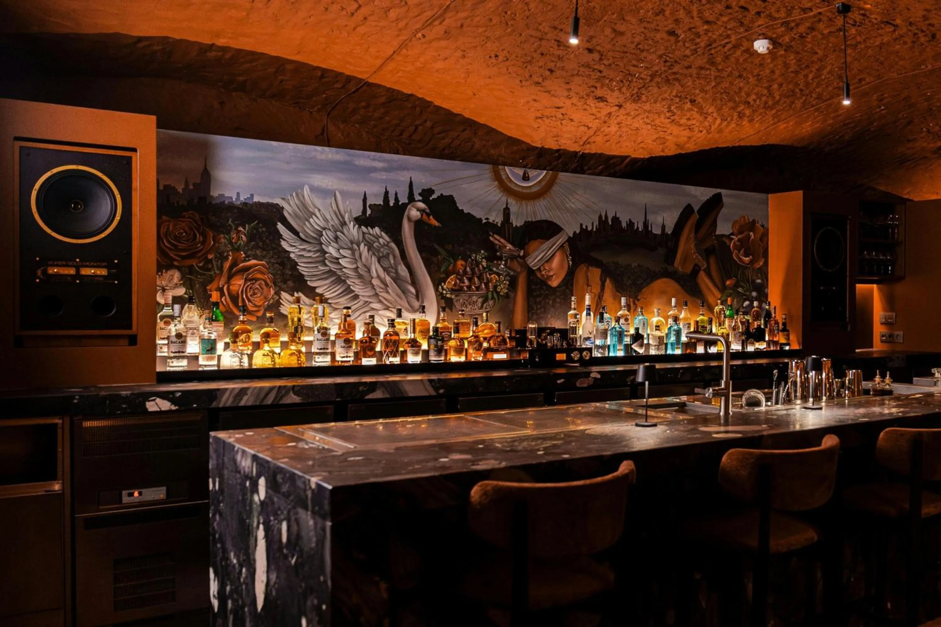 Lounge or bar in Ghent Marriott Hotel