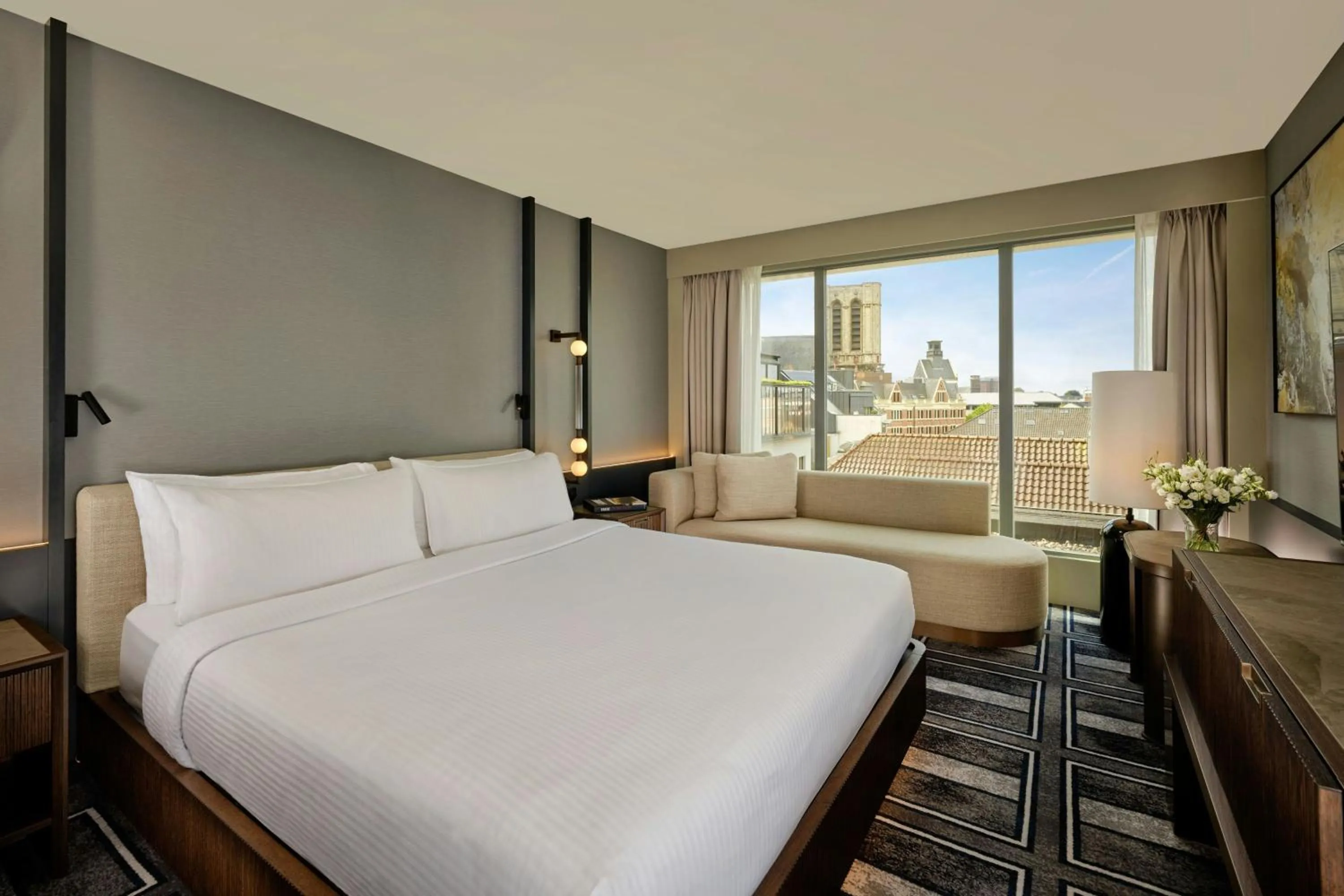 Photo of the whole room, Bed in Ghent Marriott Hotel