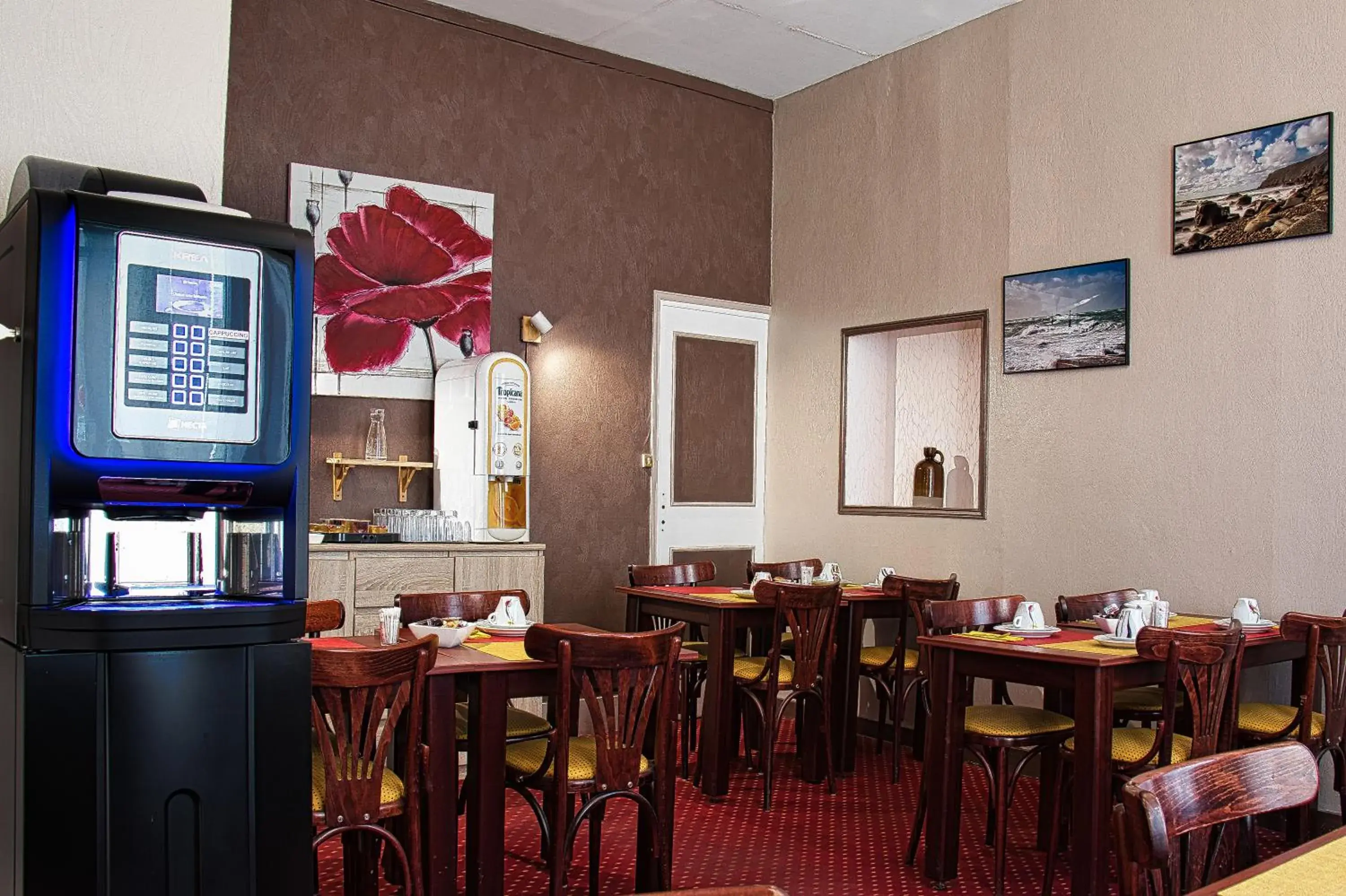 Breakfast in Cit'Hotel Hôtel Beauséjour Breakfast in Cit'Hotel Hôtel Beauséjour