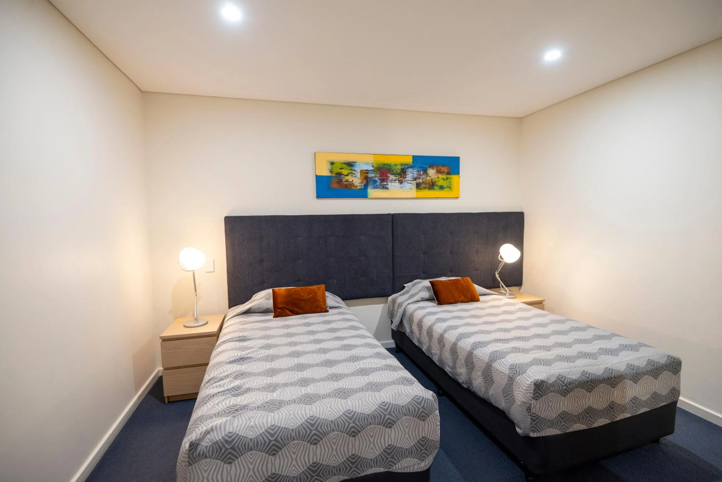 Bed in Bunbury Motel and Apartments