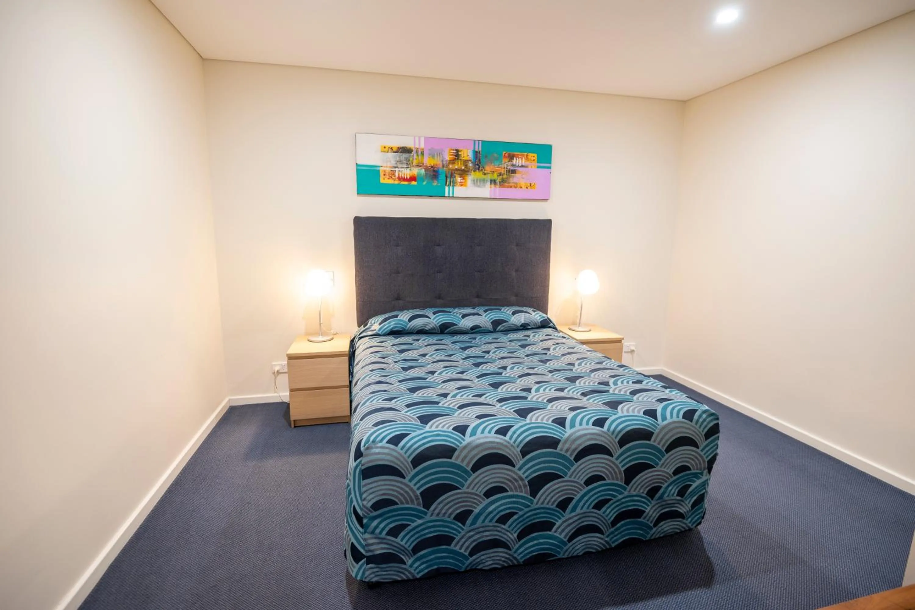 Bed in Bunbury Motel and Apartments