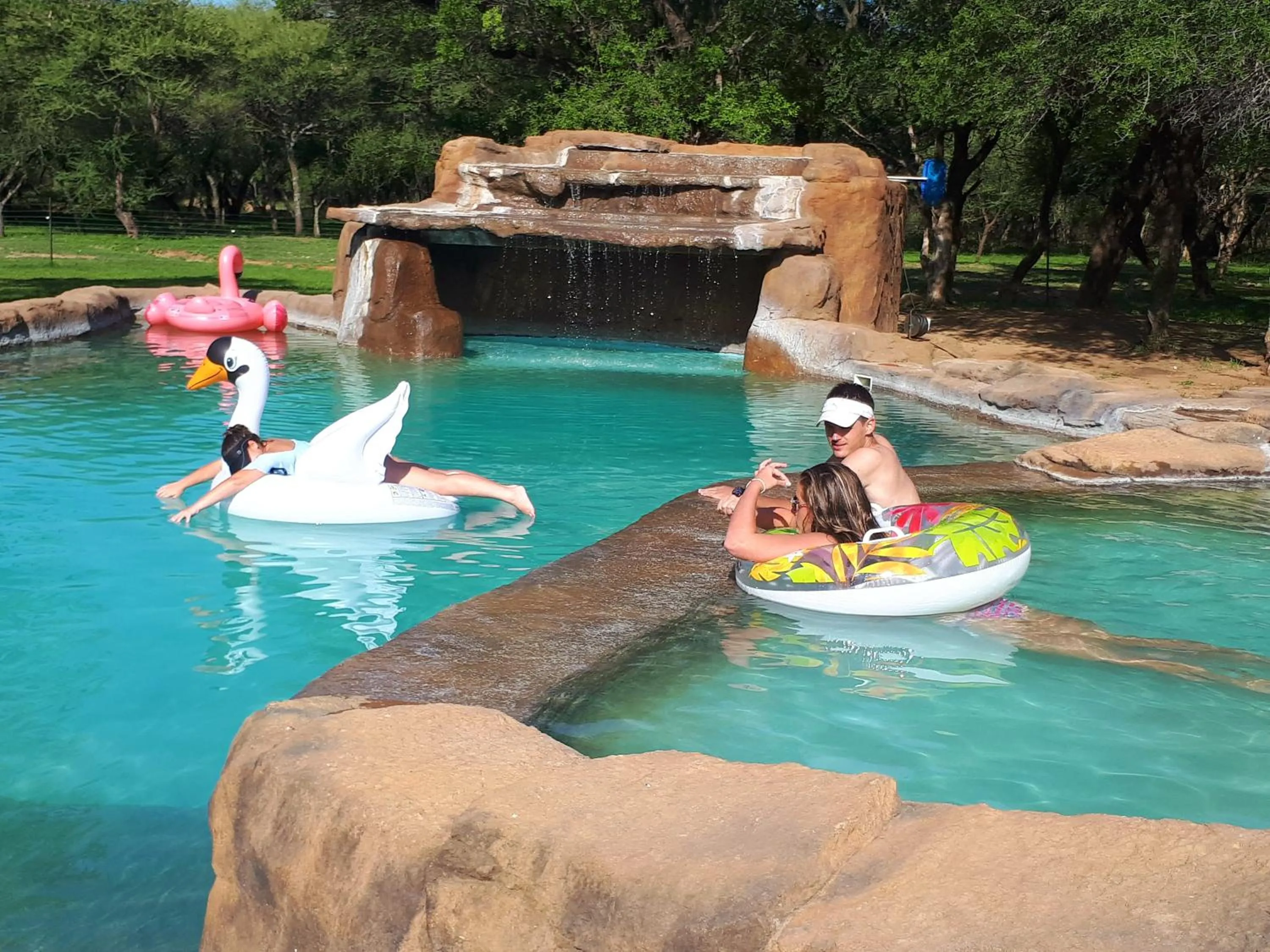Swimming pool in Thabaledi Game Lodge