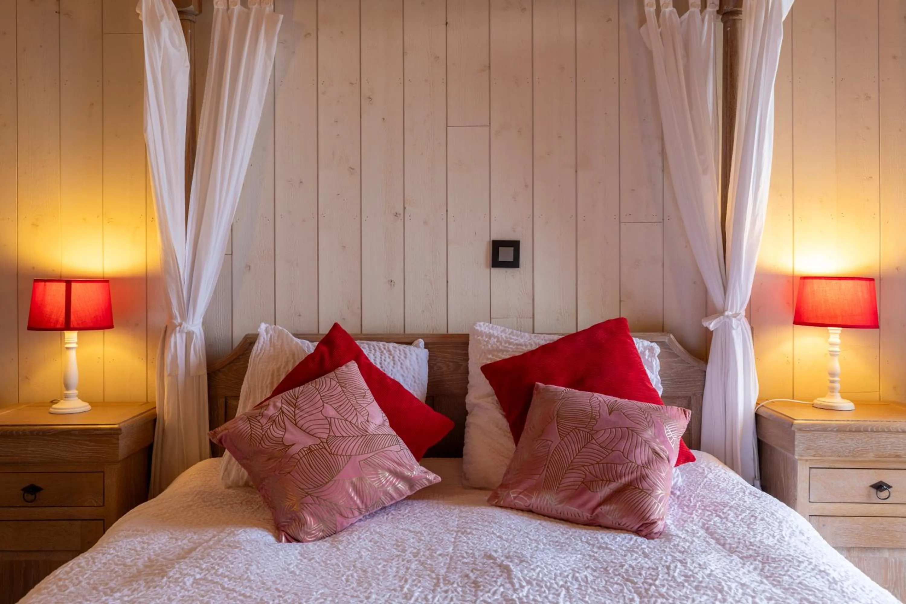 Bed in B&B De Leestjespolder