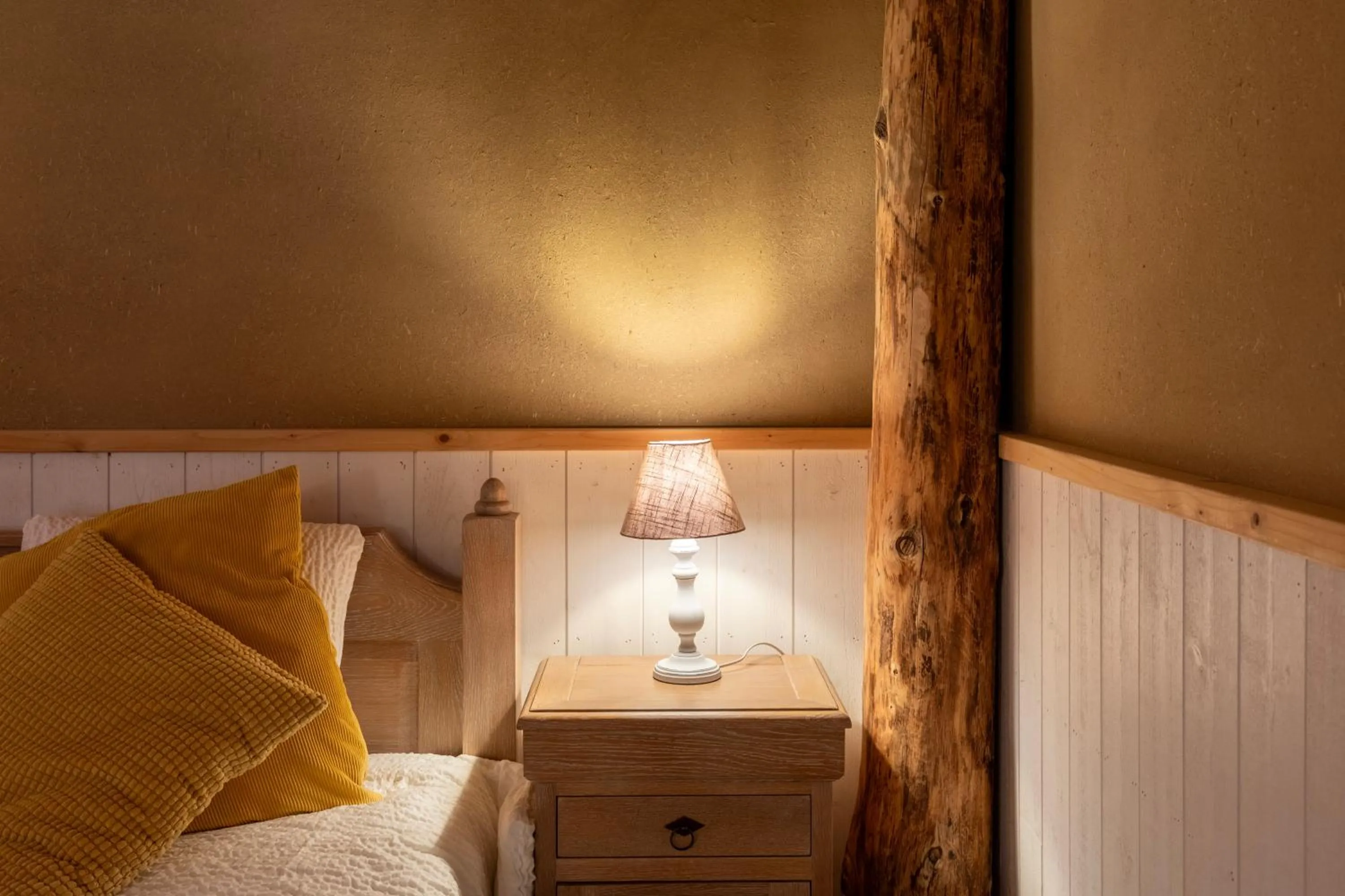 Bed in B&B De Leestjespolder