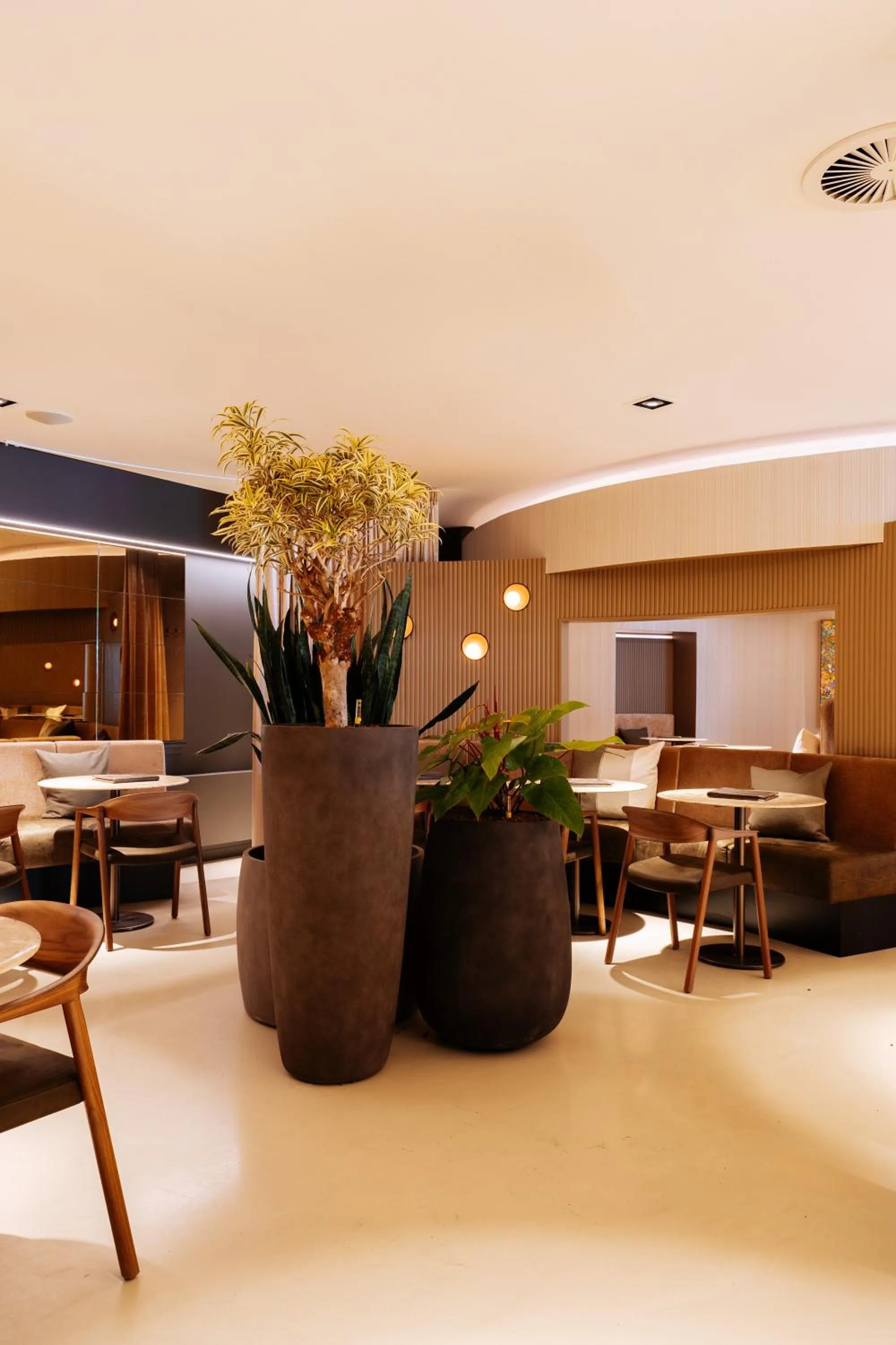 Restaurant/places to eat in Cosmopolite Hotel Nieuwpoort-Bad